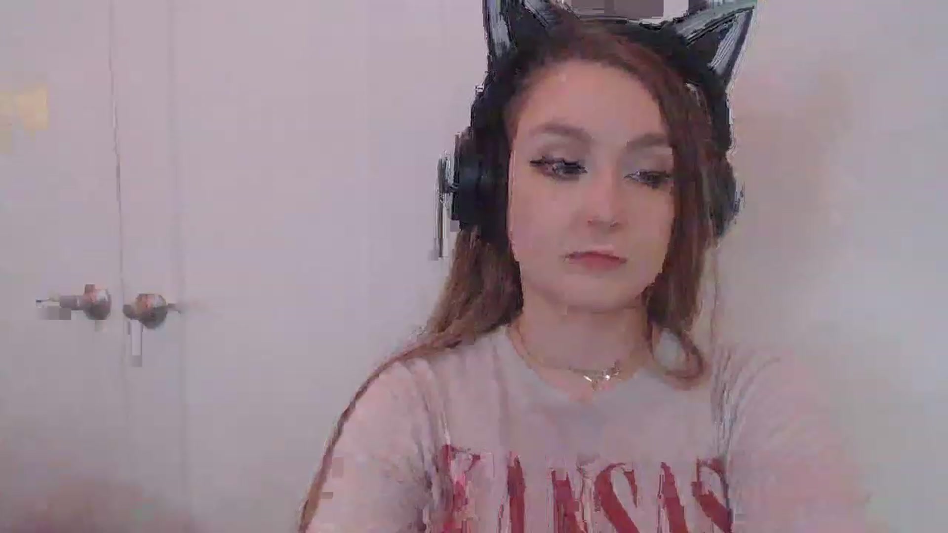 Gallery image thumbnail from LibbyxDoe's myfreecams stream on, 03/09/2023, 09:22 image 19 of 20
