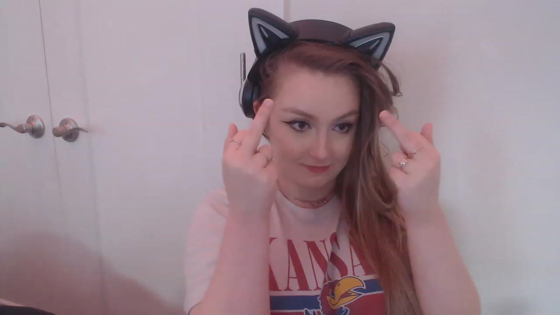 Gallery image thumbnail from LibbyxDoe's myfreecams stream on, 03/09/2023, 11:26 image 7 of 20