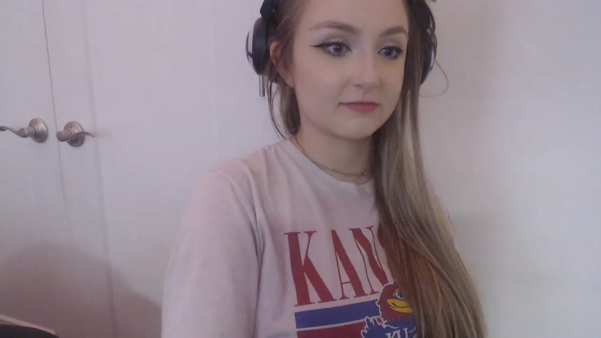 Gallery image thumbnail from LibbyxDoe's myfreecams stream on, 03/09/2023, 11:26 image 4 of 20