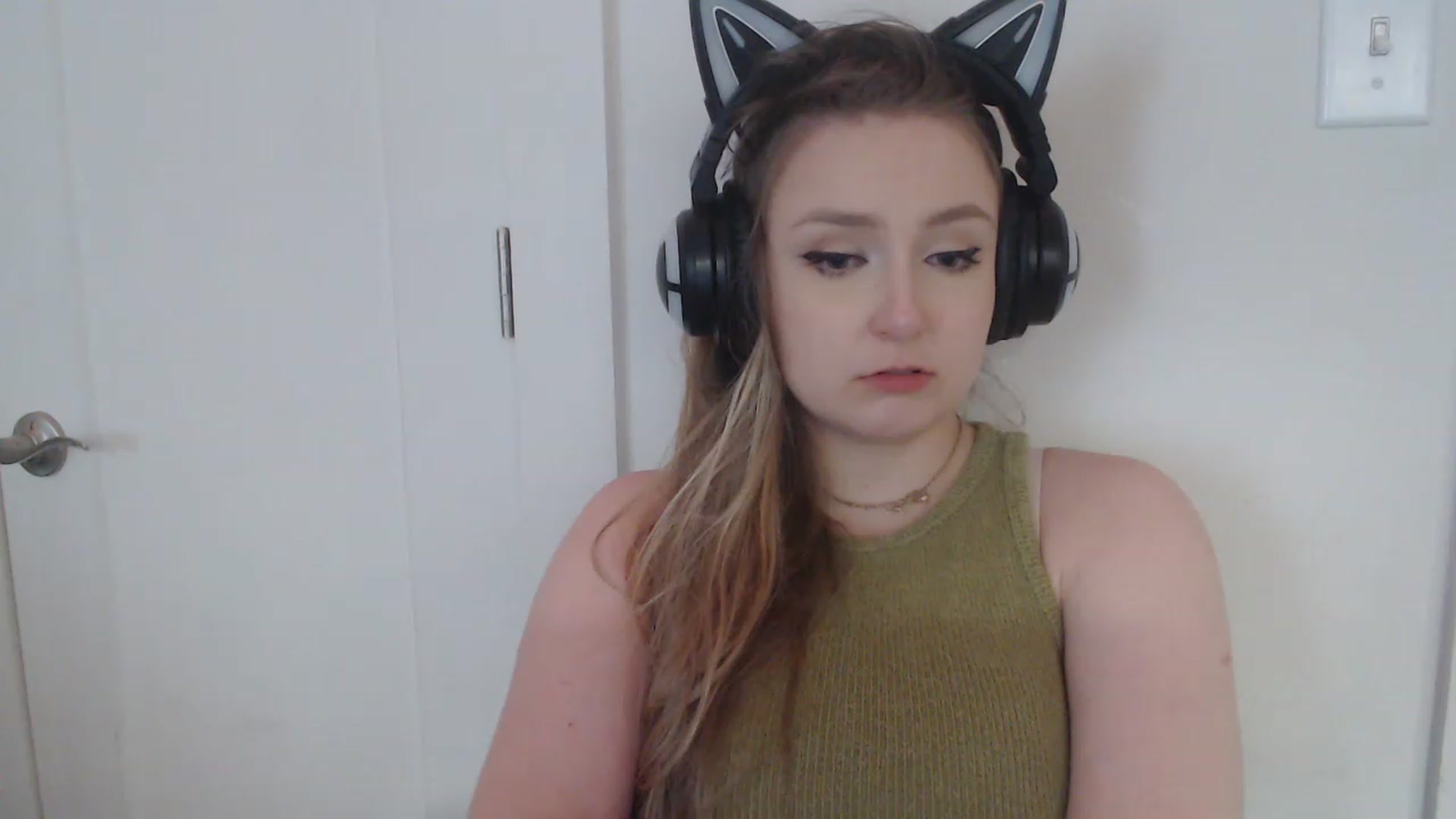 Gallery image thumbnail from LibbyxDoe's myfreecams stream on, 03/13/2023, 07:12 image 20 of 20