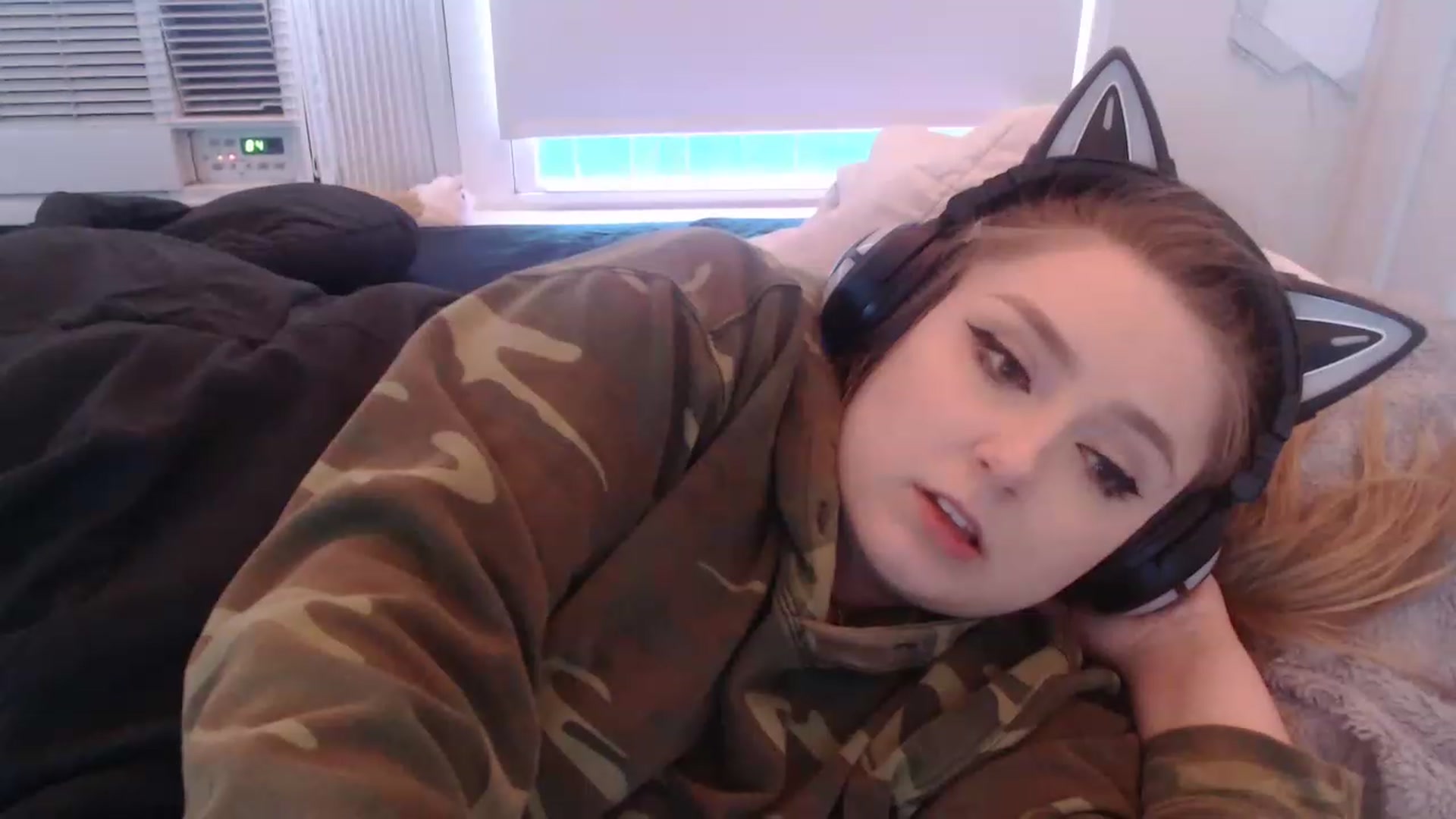Gallery image thumbnail from LibbyxDoe's myfreecams stream on, 03/15/2023, 14:29 image 13 of 20