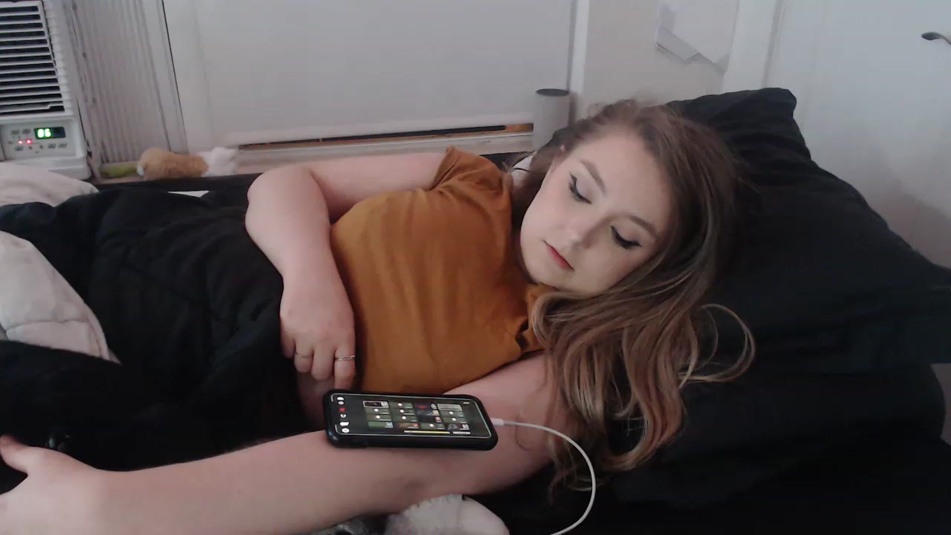 Gallery image thumbnail from LibbyxDoe's myfreecams stream on, 03/16/2023, 08:30 image 20 of 20