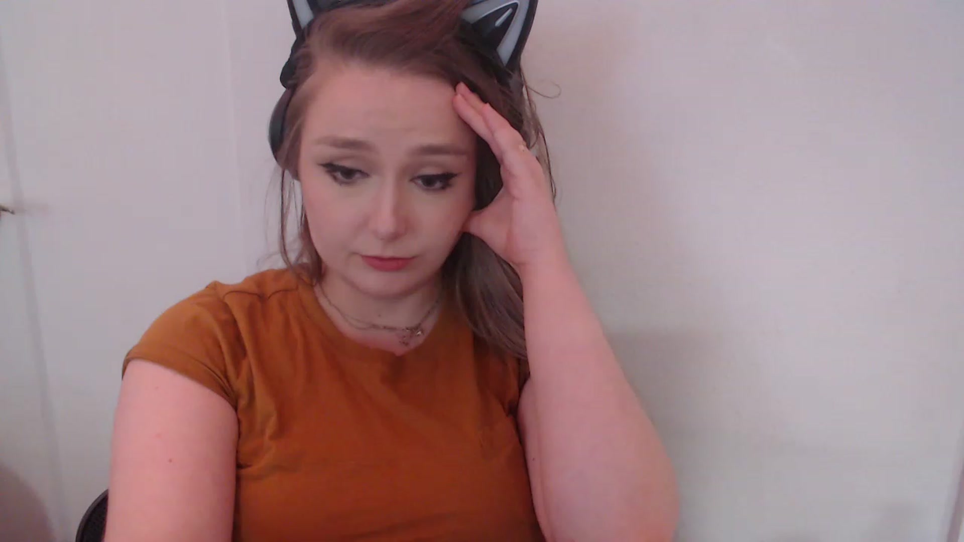 Gallery image thumbnail from LibbyxDoe's myfreecams stream on, 03/16/2023, 12:24 image 18 of 20