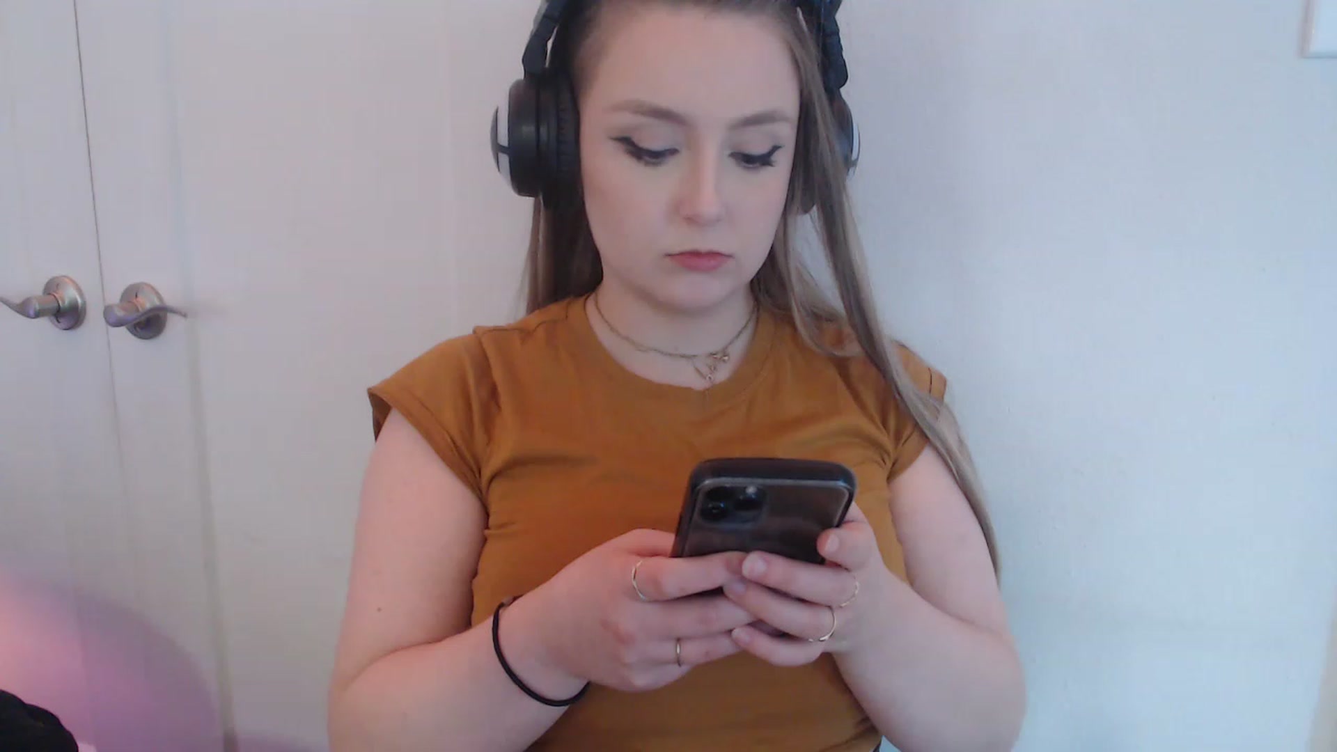 Gallery image thumbnail from LibbyxDoe's myfreecams stream on, 03/16/2023, 13:44 image 3 of 20