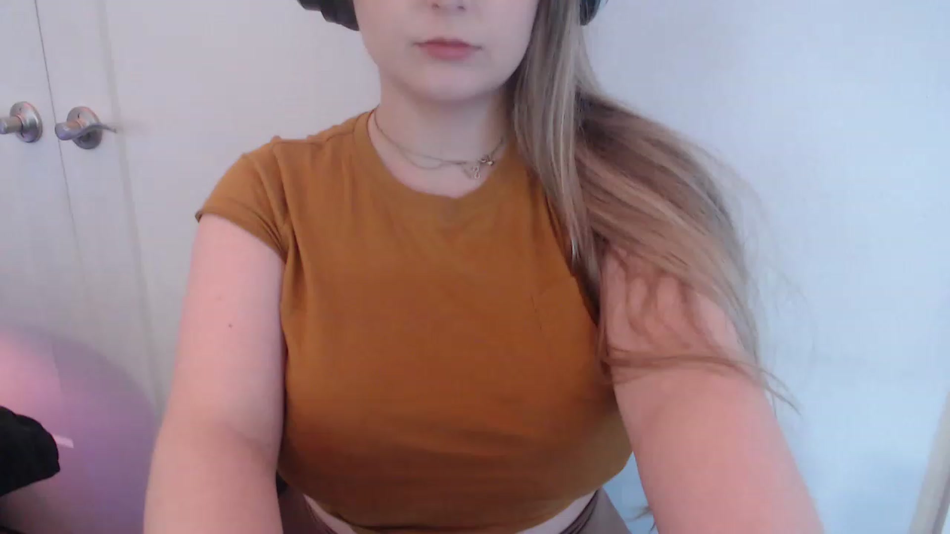 Gallery image thumbnail from LibbyxDoe's myfreecams stream on, 03/16/2023, 13:44 image 1 of 20