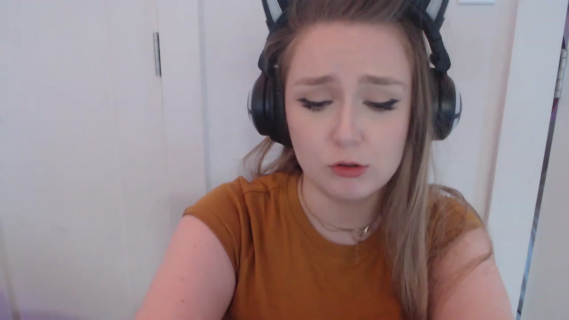 Gallery image thumbnail from LibbyxDoe's myfreecams stream on, 03/16/2023, 13:44 image 16 of 20