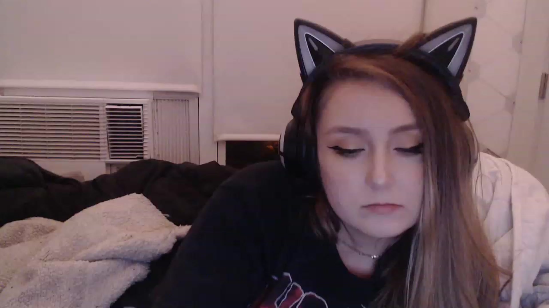 Gallery image thumbnail from LibbyxDoe's myfreecams stream on, 03/18/2023, 11:42 image 11 of 20