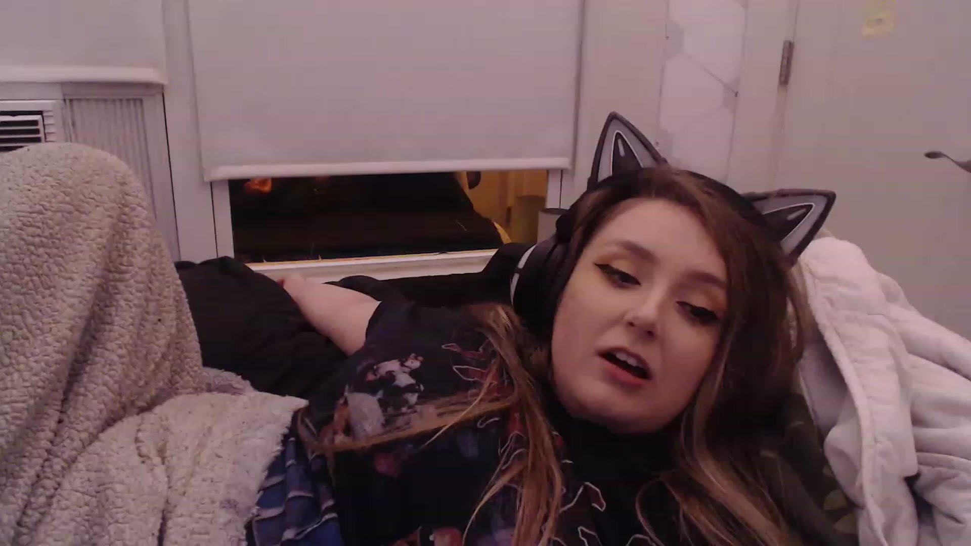 Gallery image thumbnail from LibbyxDoe's myfreecams stream on, 03/18/2023, 11:42 image 17 of 20