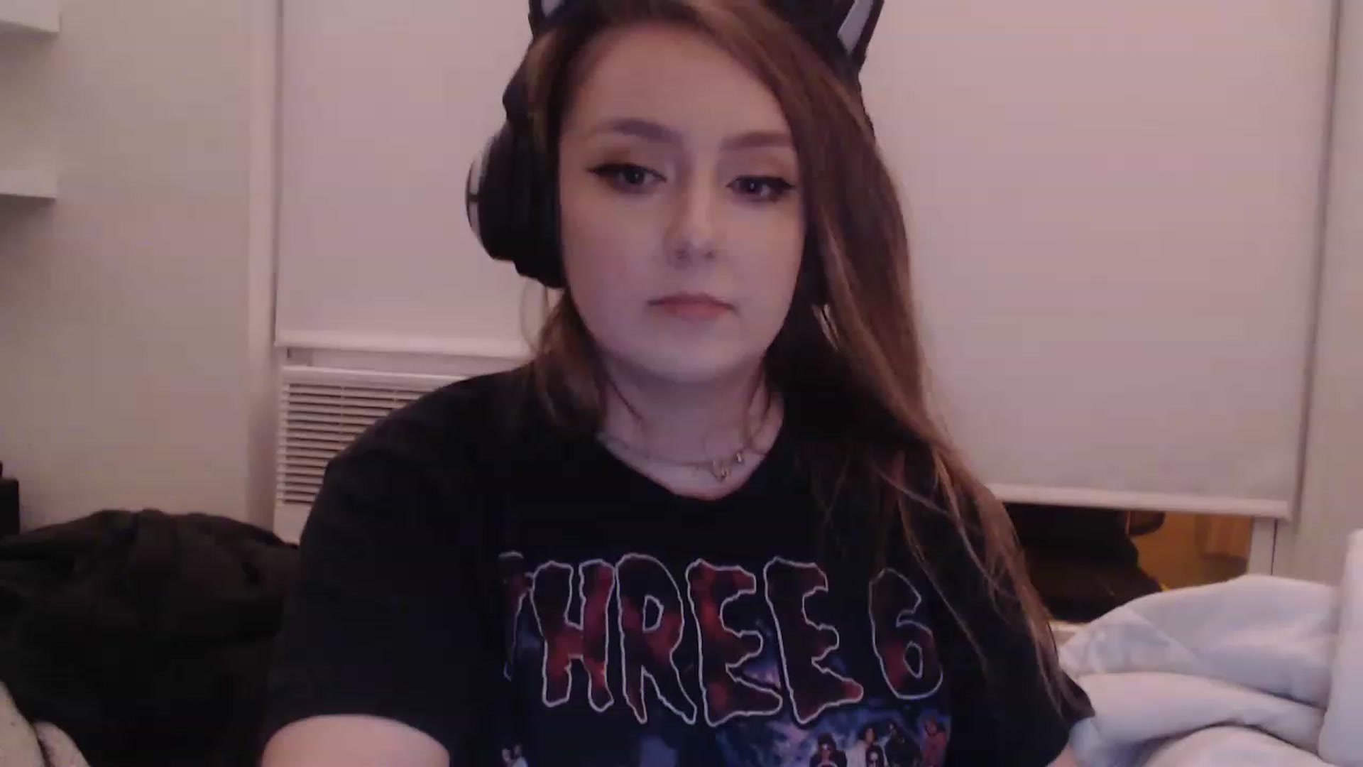 Gallery image thumbnail from LibbyxDoe's myfreecams stream on, 03/18/2023, 11:42 image 12 of 20