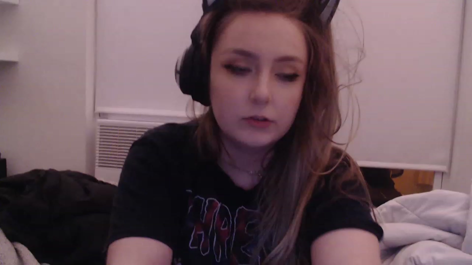 Gallery image thumbnail from LibbyxDoe's myfreecams stream on, 03/18/2023, 11:42 image 13 of 20