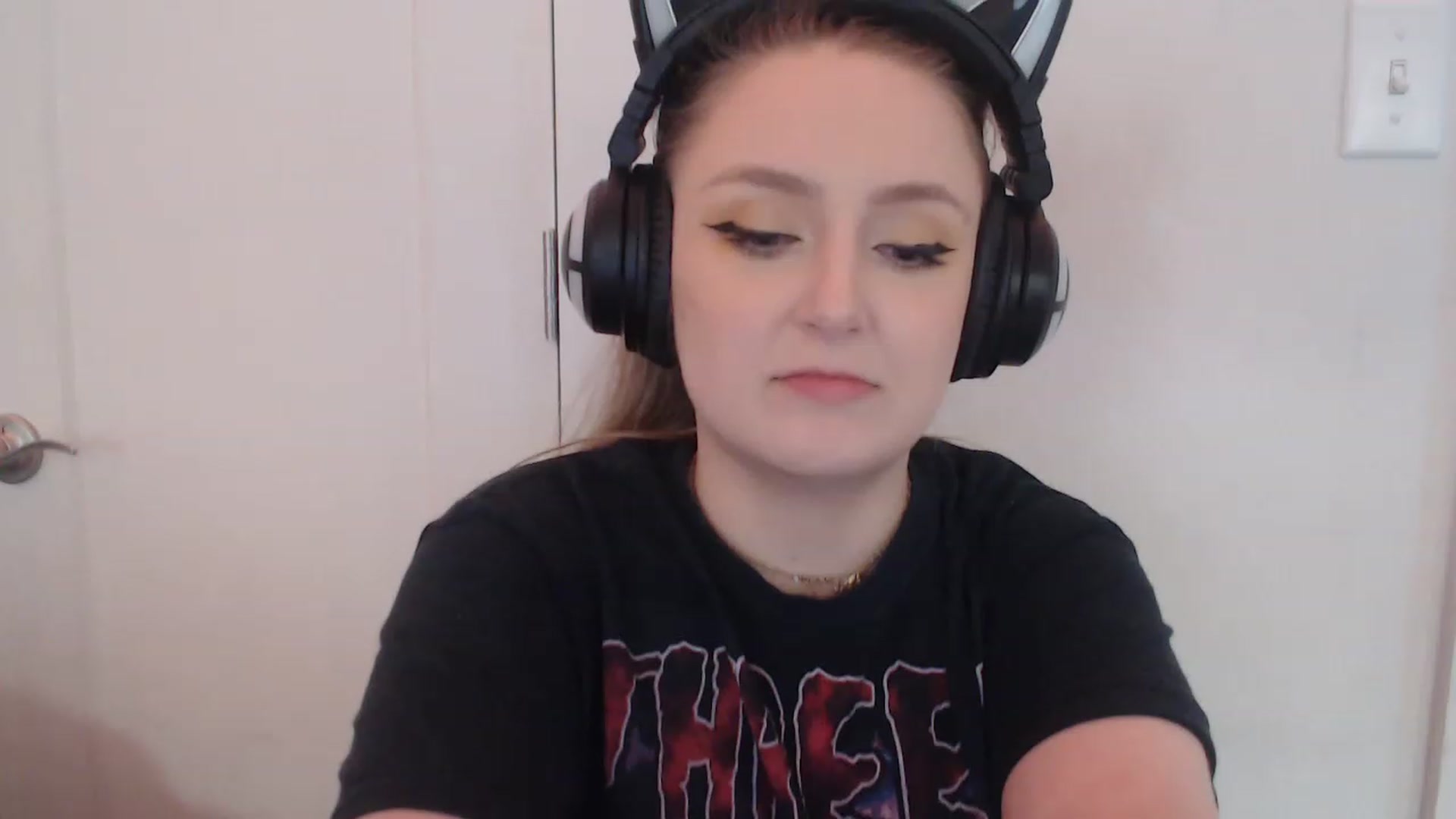 Gallery image thumbnail from LibbyxDoe's myfreecams stream on, 03/18/2023, 13:08 image 16 of 20