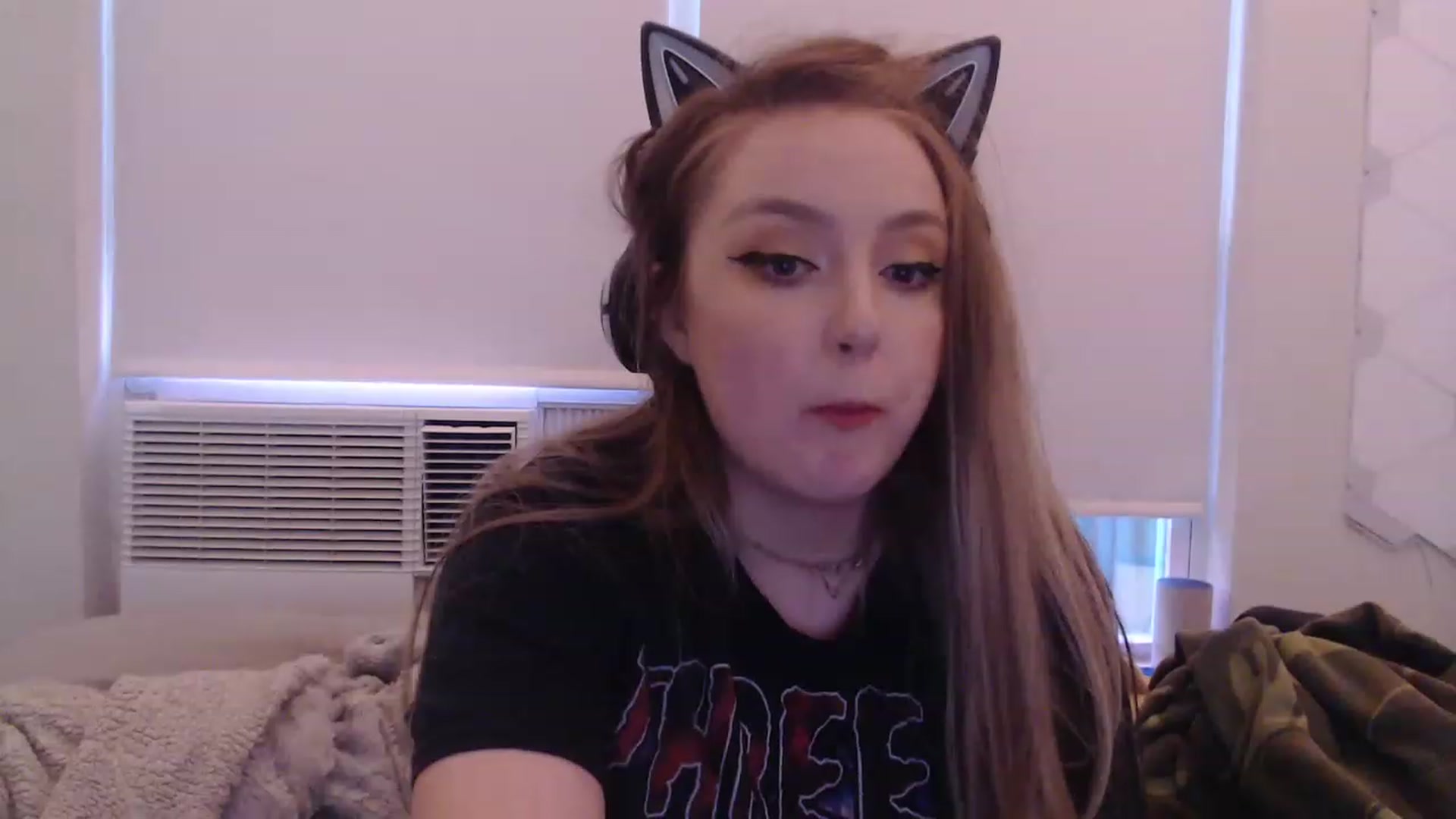 Gallery image thumbnail from LibbyxDoe's myfreecams stream on, 03/18/2023, 13:08 image 4 of 20