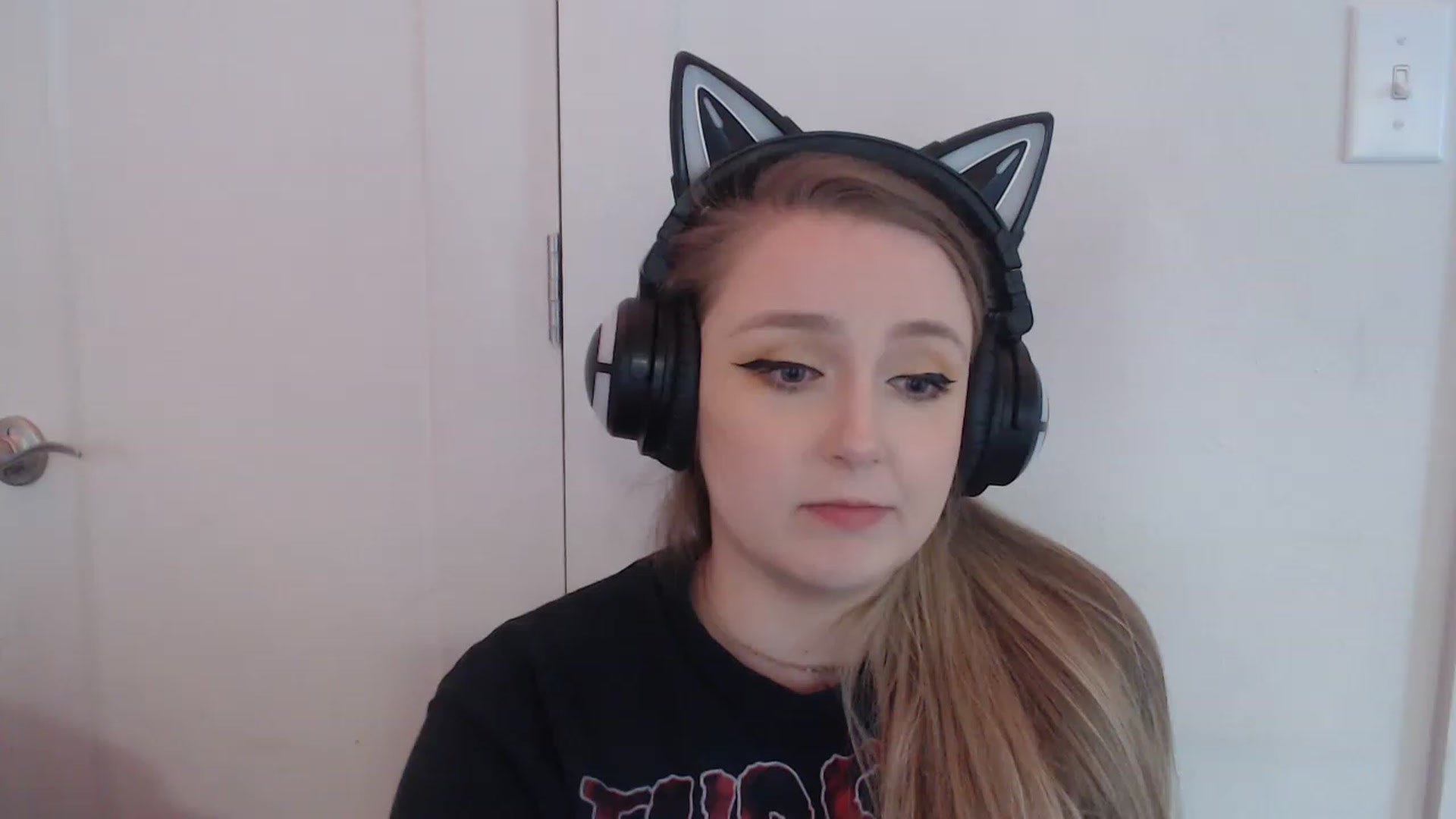 Gallery image thumbnail from LibbyxDoe's myfreecams stream on, 03/18/2023, 13:47 image 5 of 20
