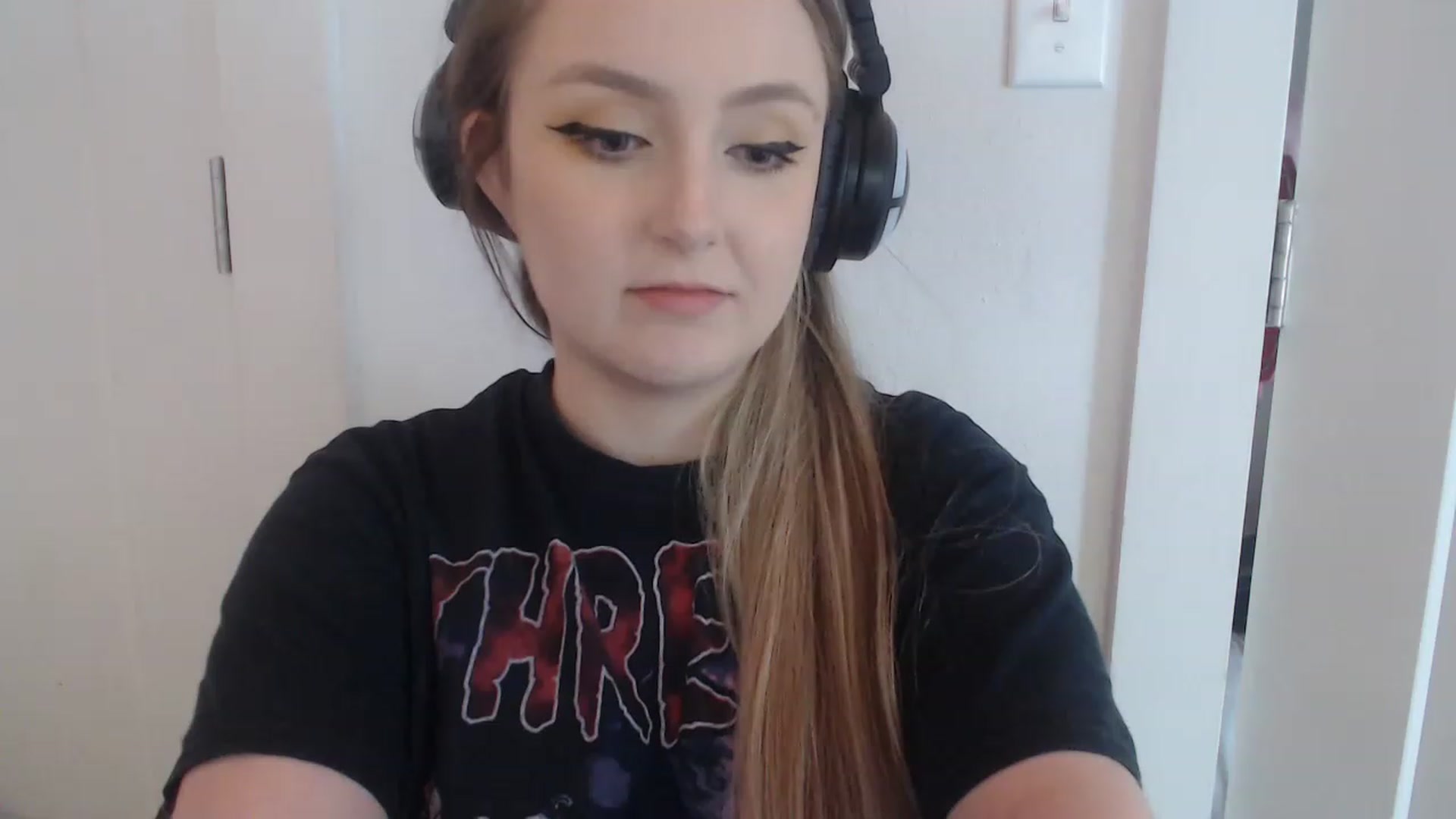 Gallery image thumbnail from LibbyxDoe's myfreecams stream on, 03/18/2023, 13:47 image 17 of 20