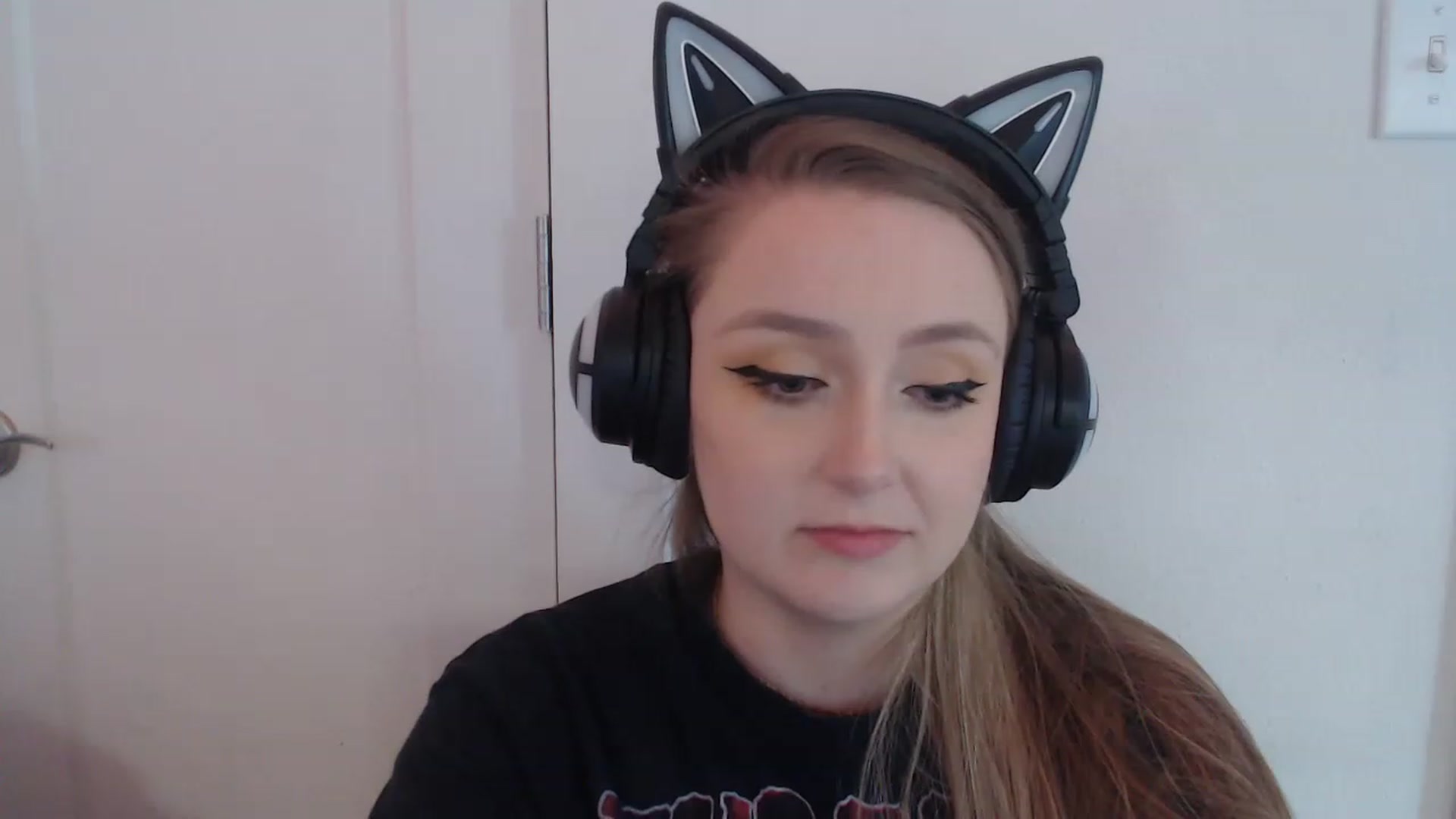 Gallery image thumbnail from LibbyxDoe's myfreecams stream on, 03/18/2023, 13:47 image 7 of 20