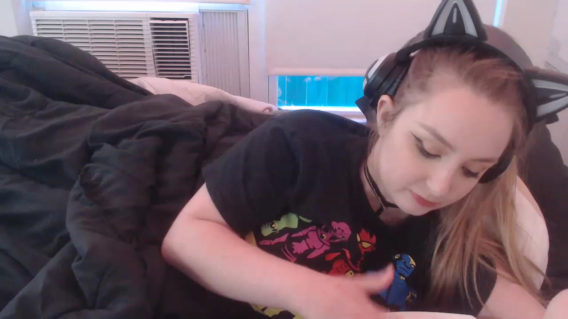 Gallery image thumbnail from LibbyxDoe's myfreecams stream on, 03/19/2023, 12:34 image 20 of 20