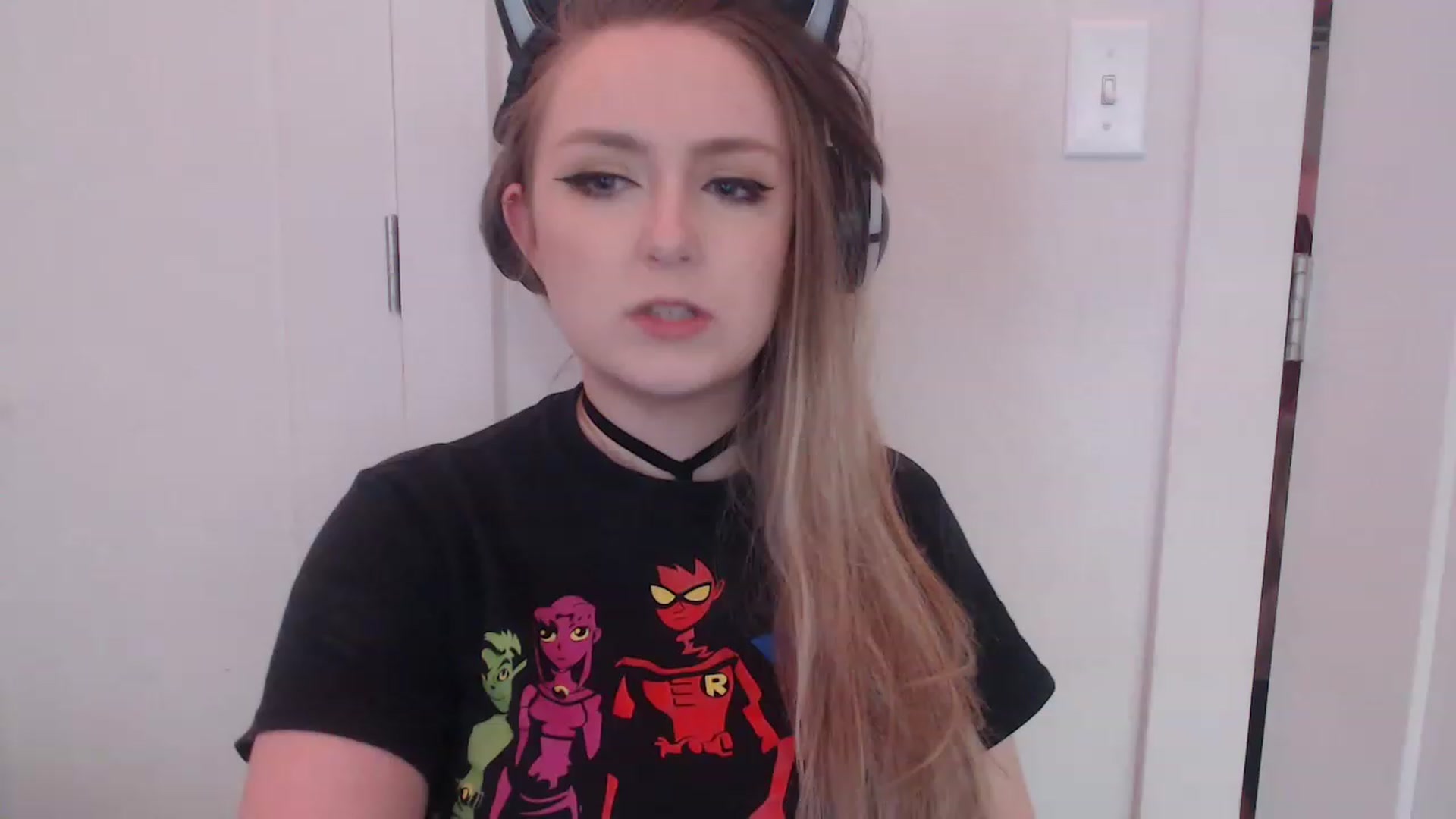 Gallery image thumbnail from LibbyxDoe's myfreecams stream on, 03/19/2023, 12:34 image 2 of 20