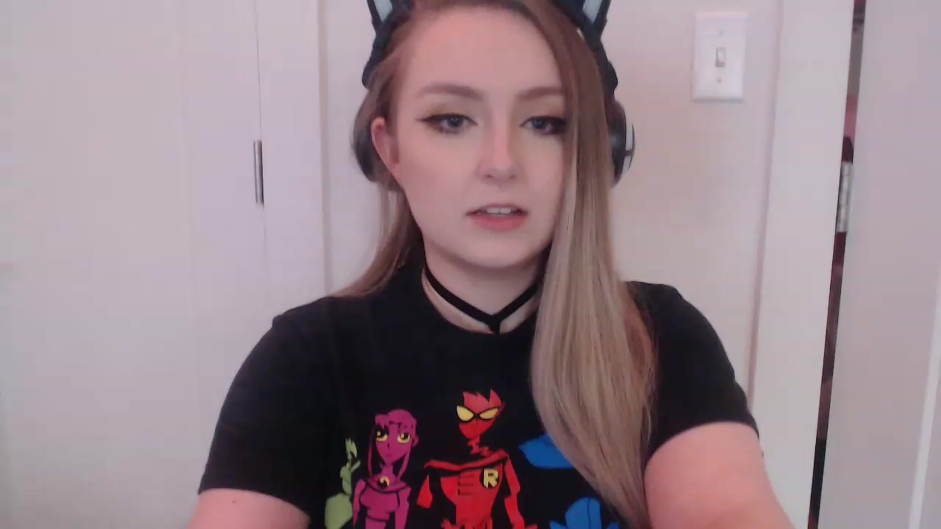 Gallery image thumbnail from LibbyxDoe's myfreecams stream on, 03/19/2023, 12:34 image 3 of 20