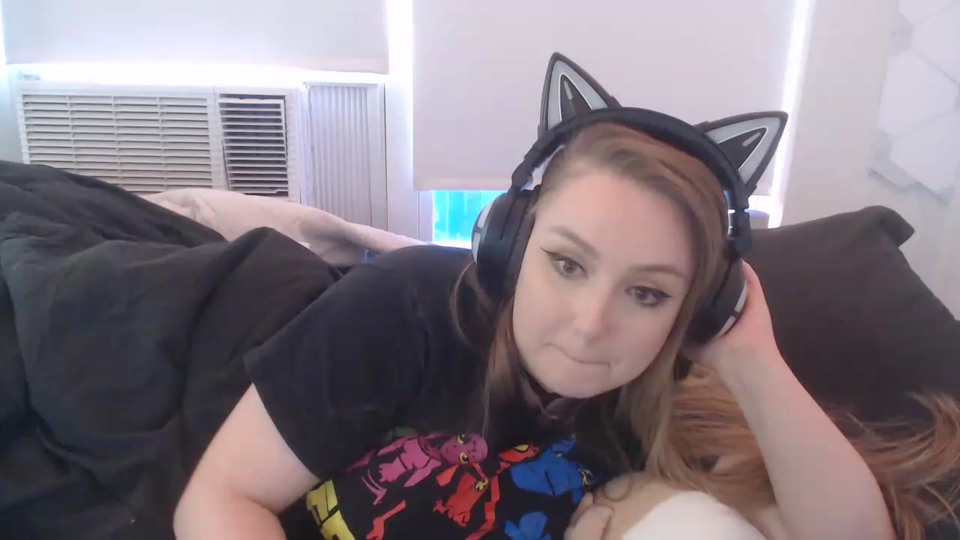 Gallery image thumbnail from LibbyxDoe's myfreecams stream on, 03/19/2023, 14:03 image 2 of 20