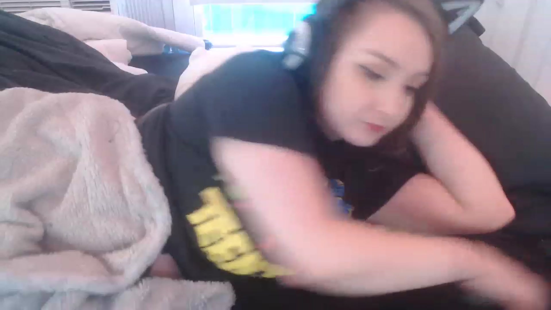 Gallery image thumbnail from LibbyxDoe's myfreecams stream on, 03/19/2023, 14:03 image 16 of 20