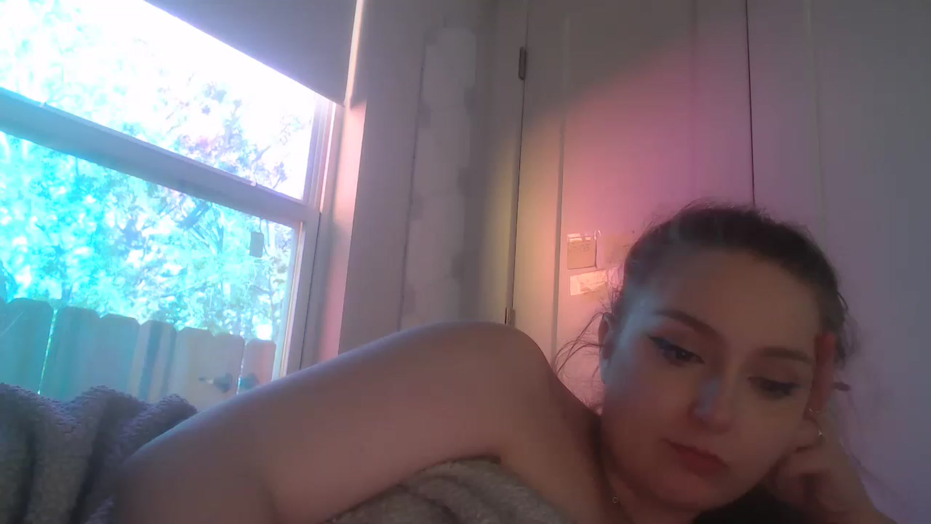 Gallery image thumbnail from LibbyxDoe's myfreecams stream on, 03/21/2023, 15:00 image 10 of 20