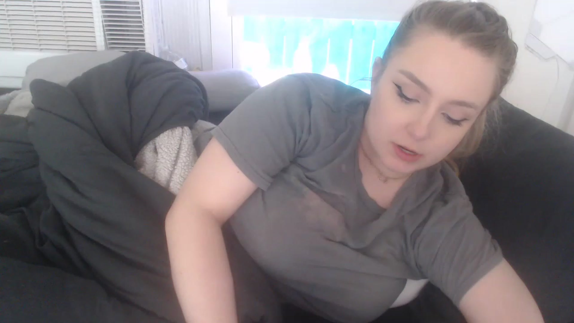 Gallery image thumbnail from LibbyxDoe's myfreecams stream on, 03/21/2023, 16:45 image 5 of 20
