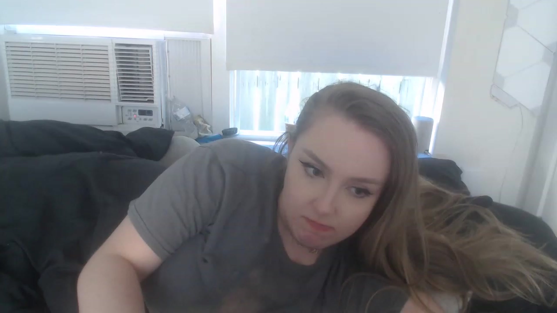 Gallery image thumbnail from LibbyxDoe's myfreecams stream on, 03/21/2023, 18:02 image 6 of 20