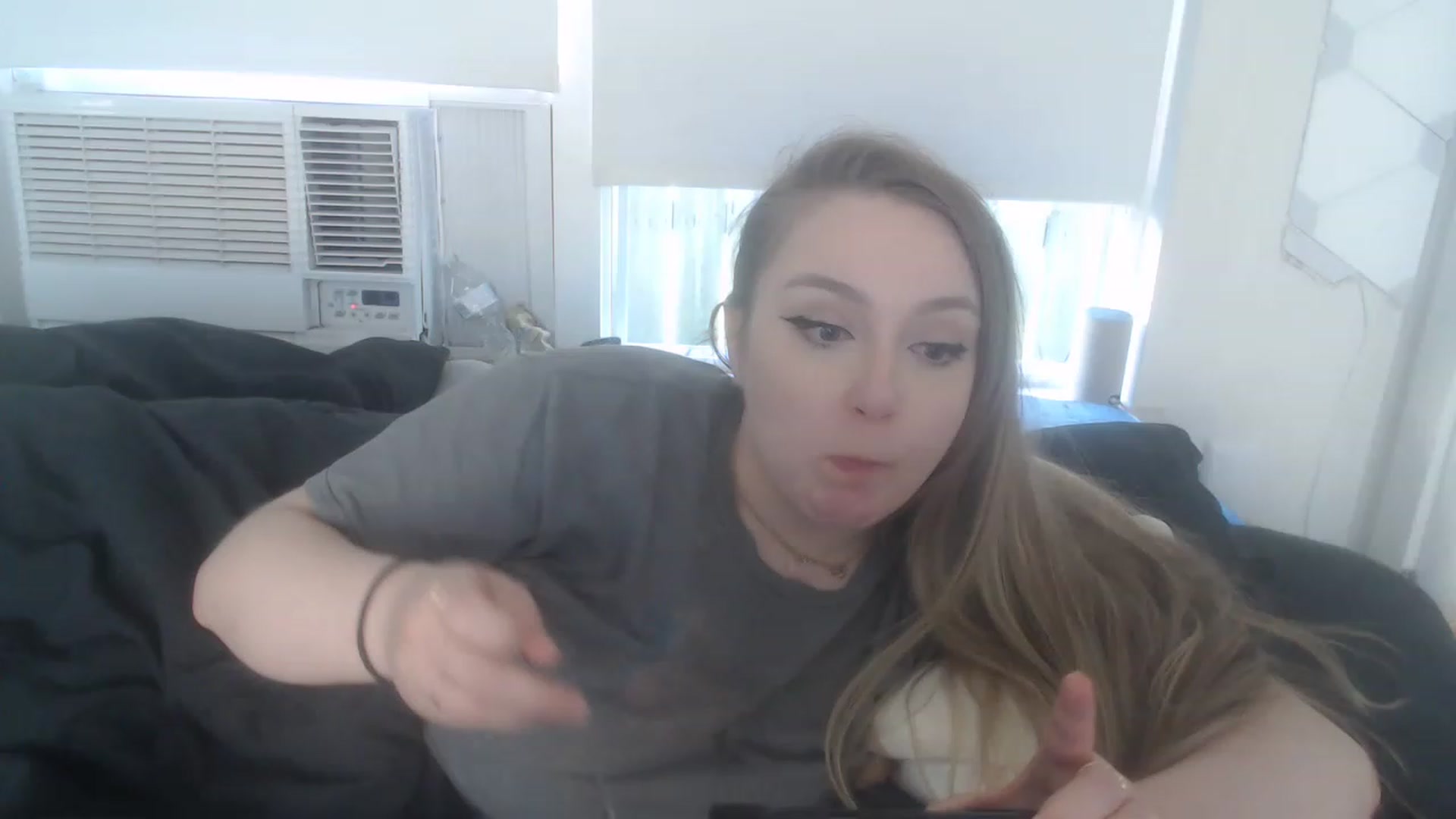 Gallery image thumbnail from LibbyxDoe's myfreecams stream on, 03/21/2023, 18:02 image 5 of 20