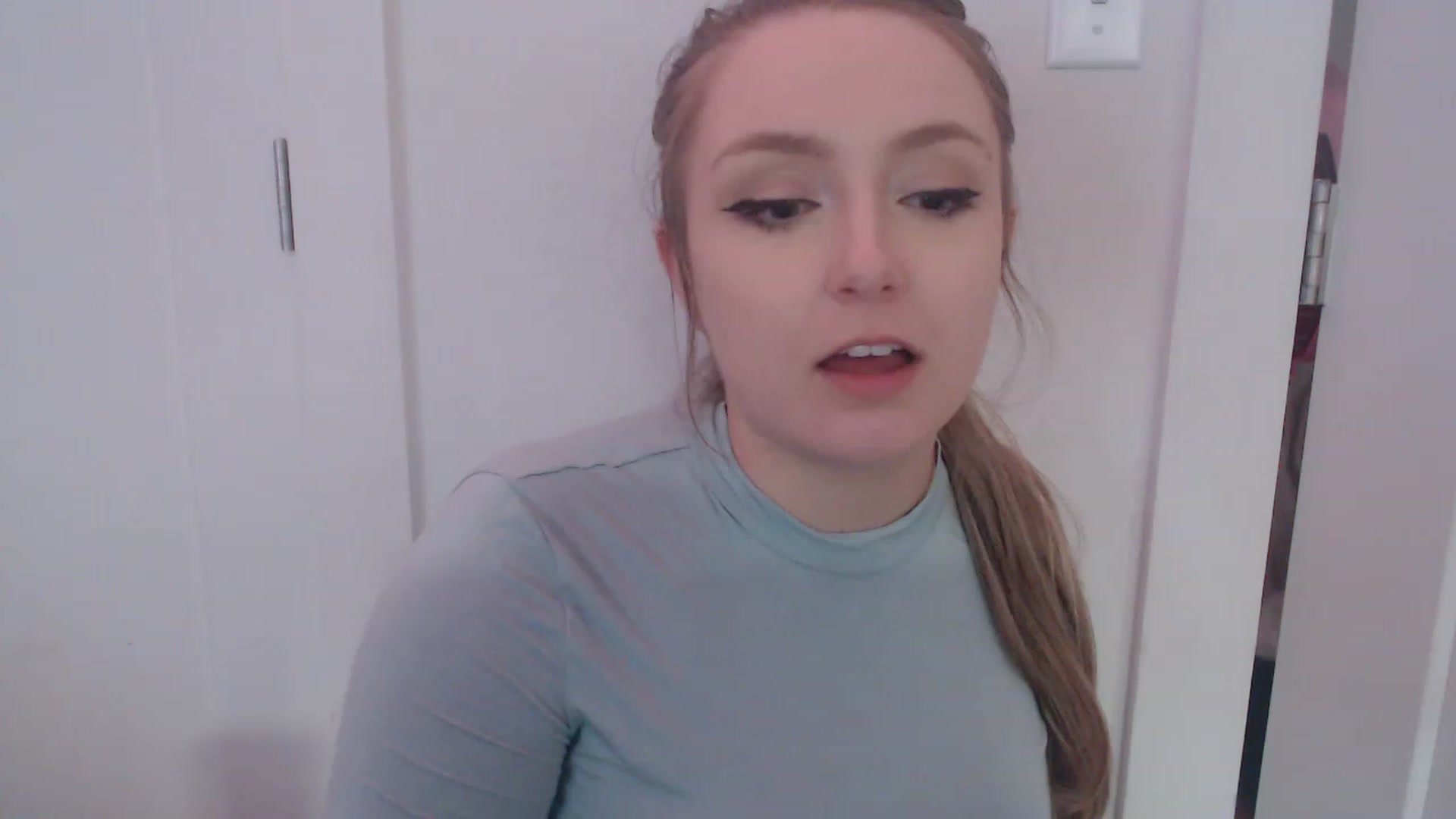Gallery image thumbnail from LibbyxDoe's myfreecams stream on, 03/23/2023, 07:33 image 6 of 20