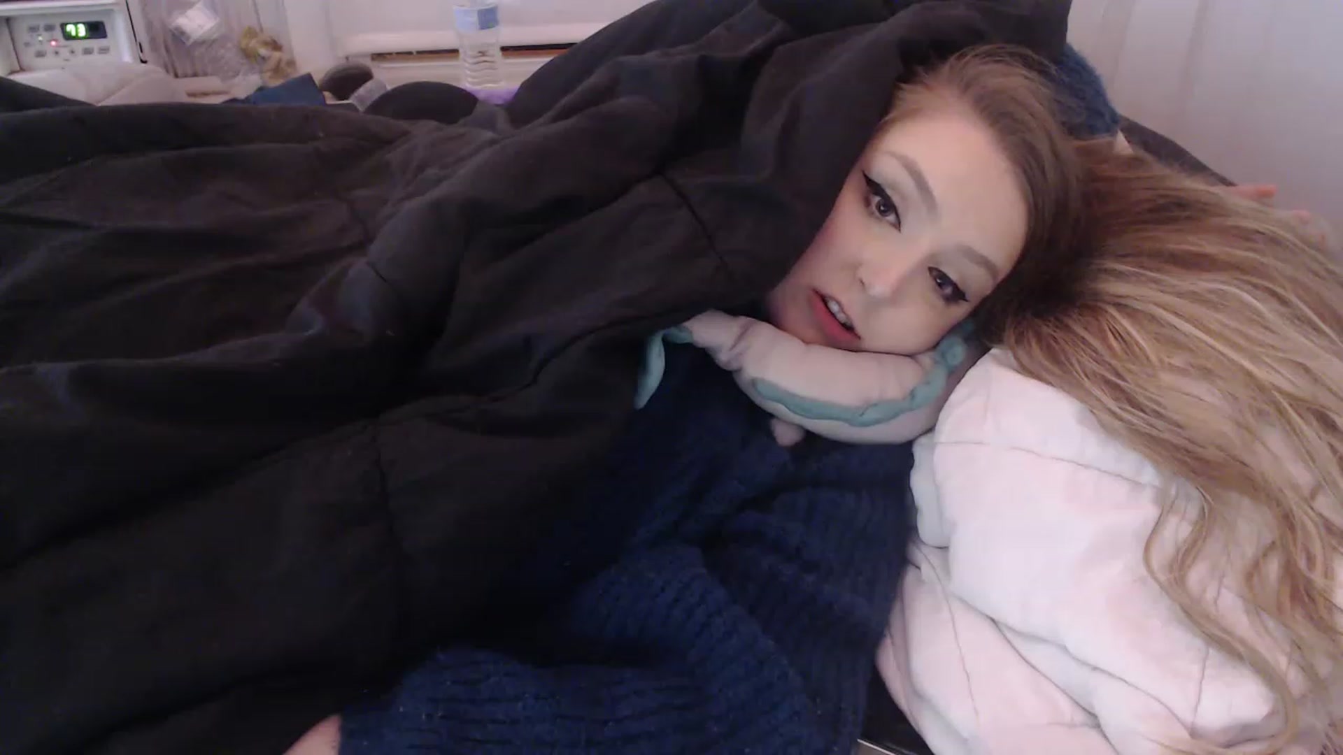 Gallery image thumbnail from LibbyxDoe's myfreecams stream on, 03/25/2023, 11:02 image 17 of 20