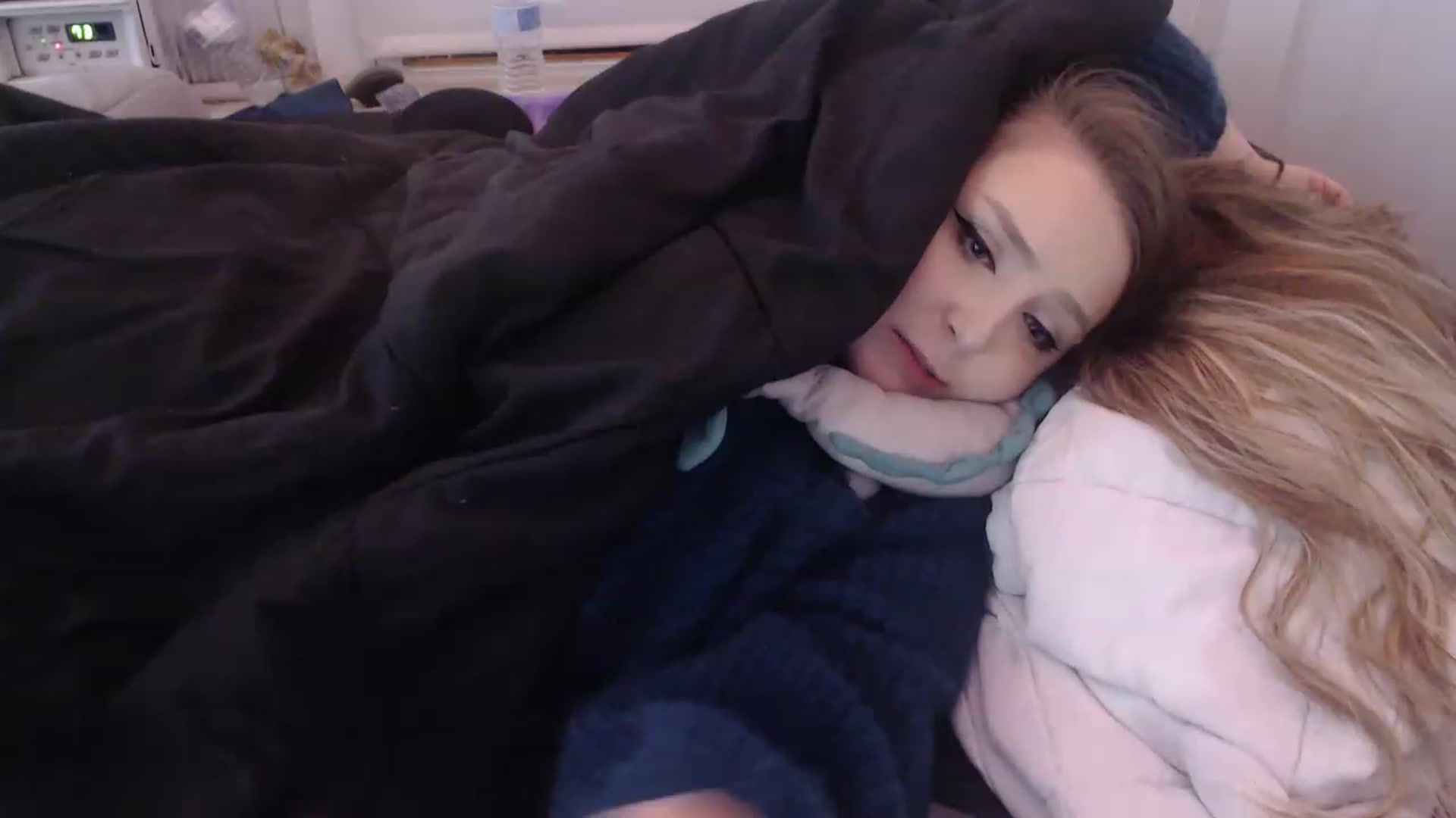 Gallery image thumbnail from LibbyxDoe's myfreecams stream on, 03/25/2023, 11:02 image 19 of 20