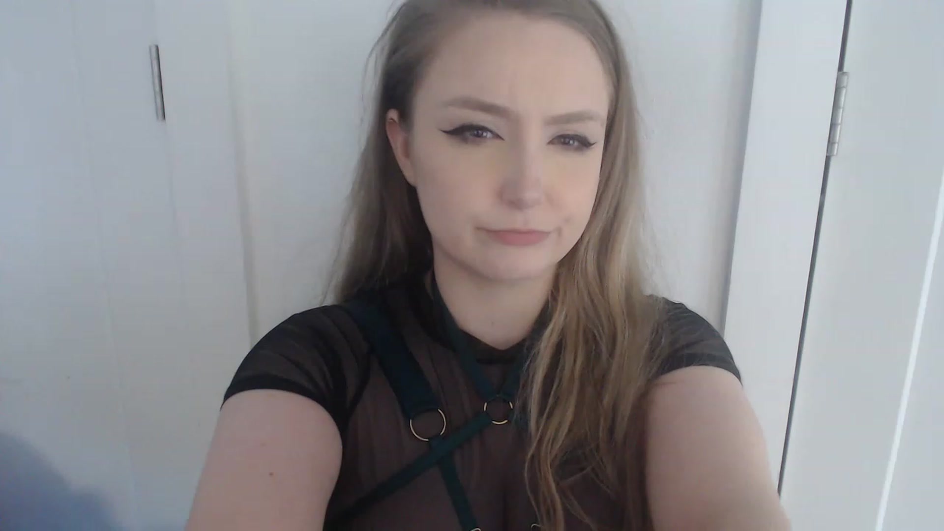 Gallery image thumbnail from LibbyxDoe's myfreecams stream on, 03/25/2023, 17:05 image 20 of 20