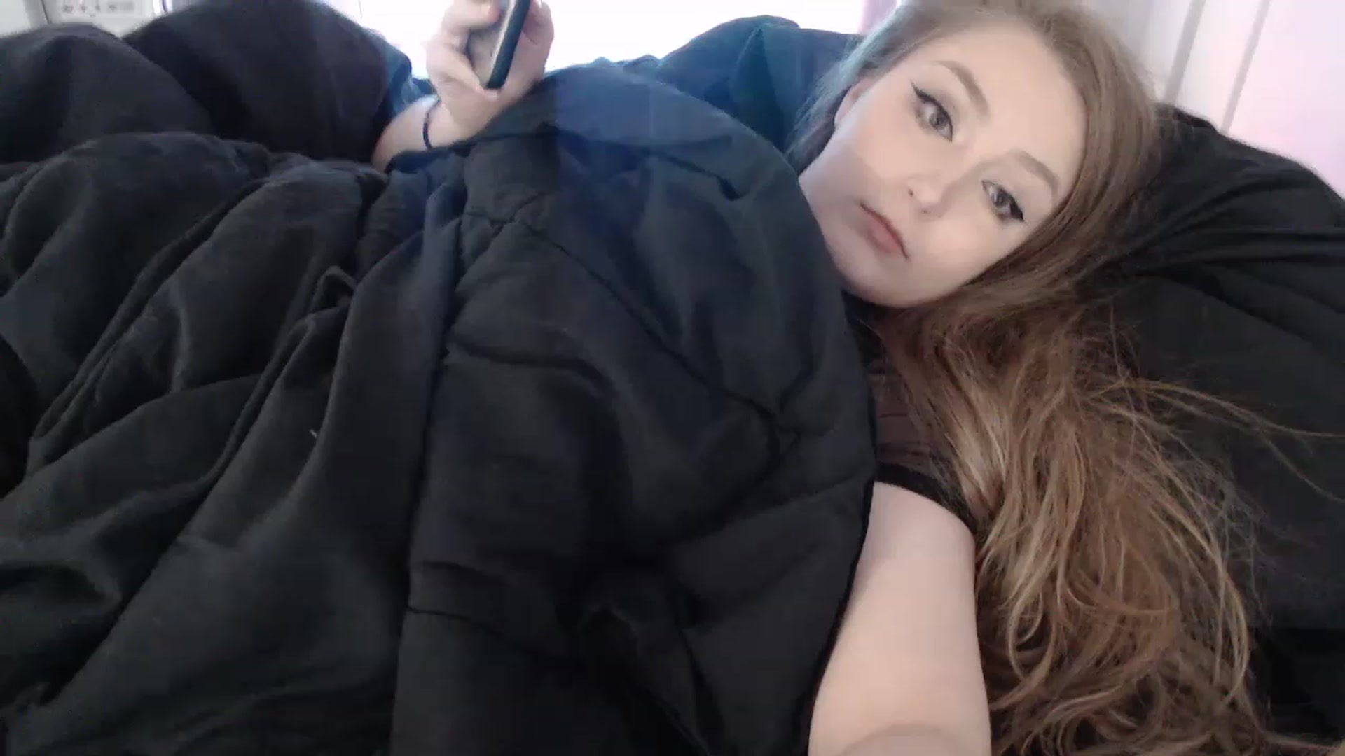 Gallery image thumbnail from LibbyxDoe's myfreecams stream on, 03/25/2023, 19:06 image 8 of 20