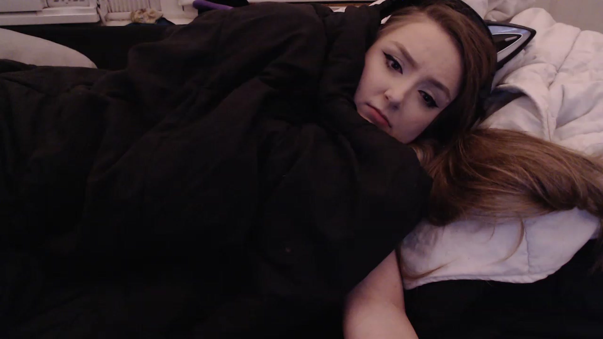 Gallery image thumbnail from LibbyxDoe's myfreecams stream on, 03/27/2023, 10:42 image 16 of 20