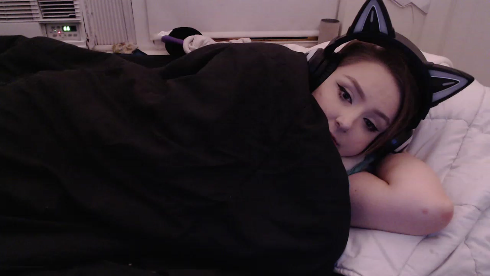 Gallery image thumbnail from LibbyxDoe's myfreecams stream on, 03/27/2023, 11:25 image 14 of 20