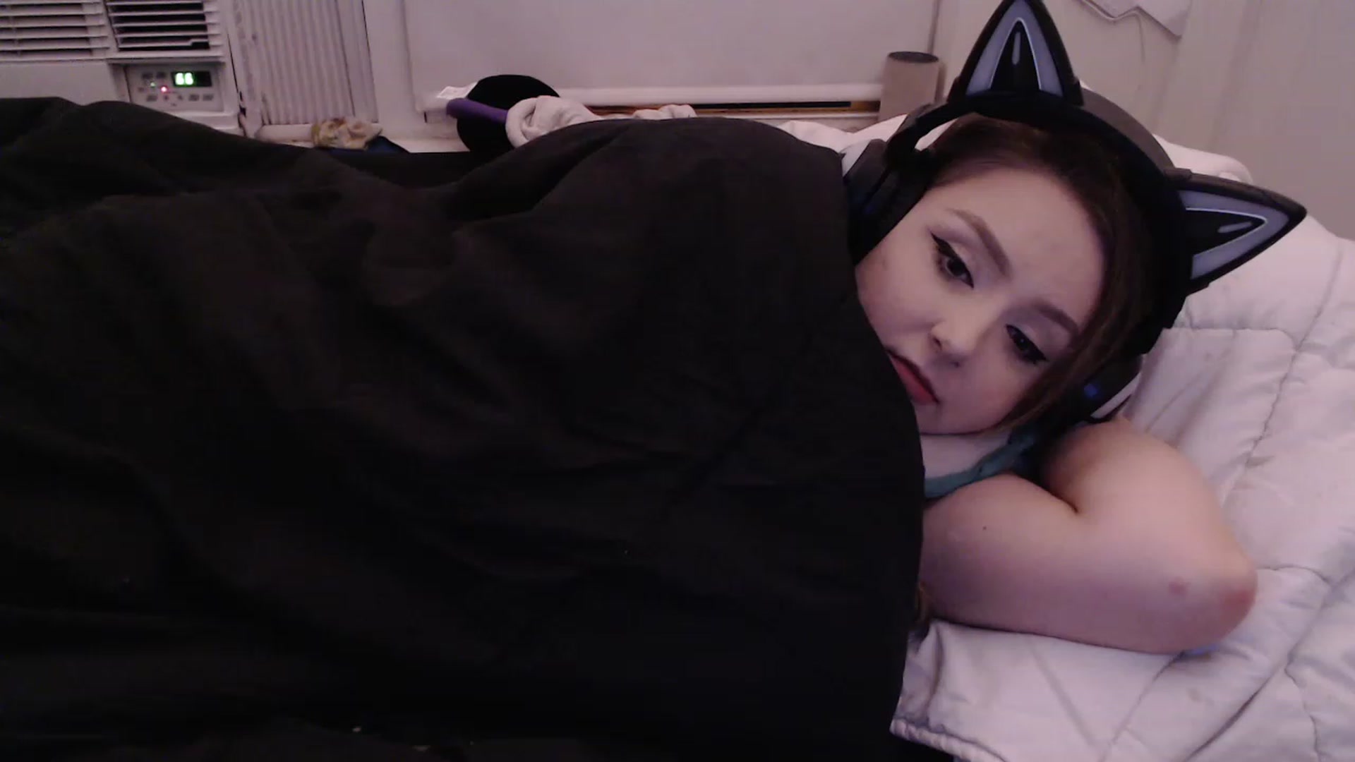 Gallery image thumbnail from LibbyxDoe's myfreecams stream on, 03/27/2023, 11:25 image 15 of 20