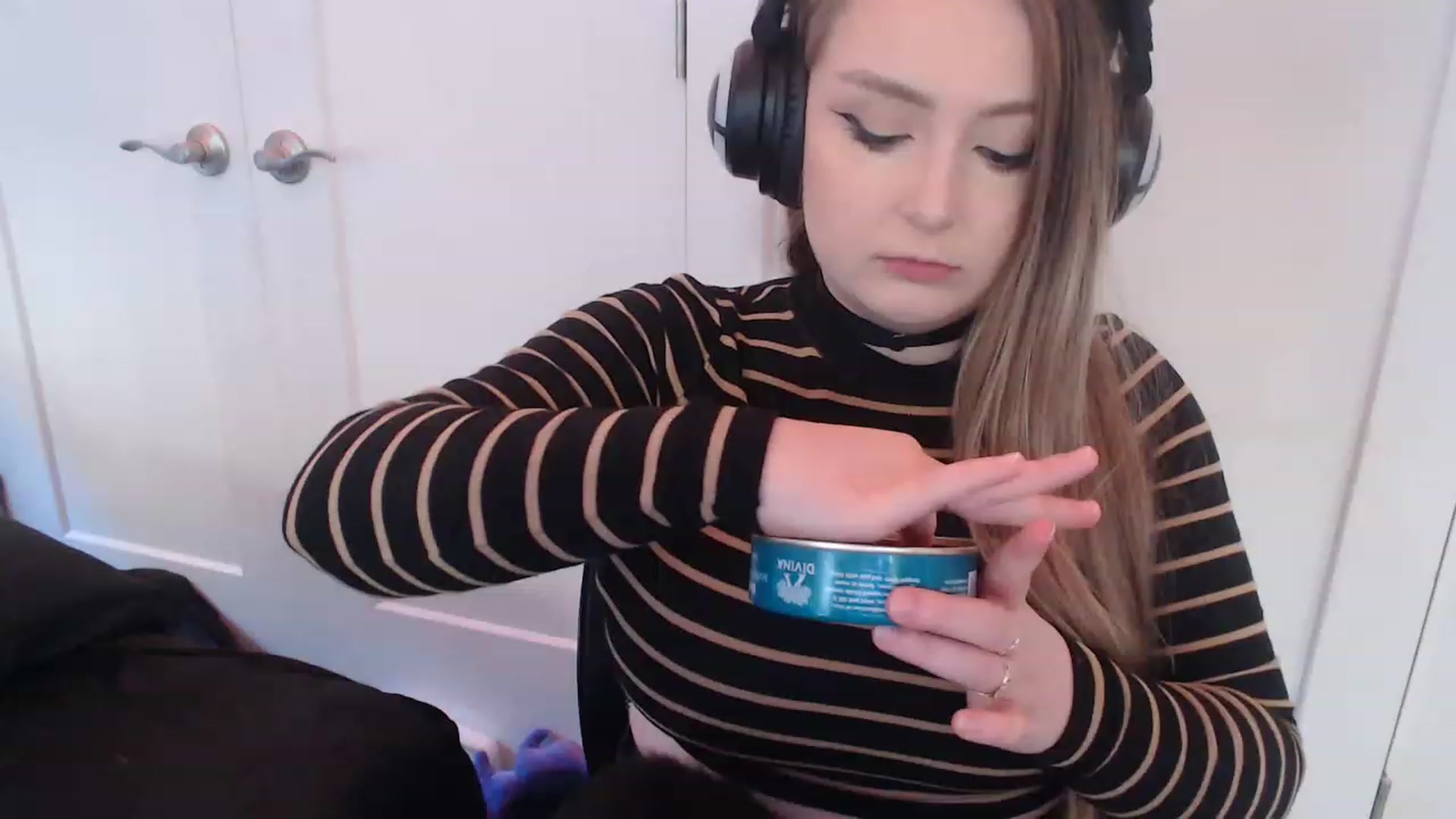Gallery image thumbnail from LibbyxDoe's myfreecams stream on, 04/05/2023, 13:48 image 12 of 20