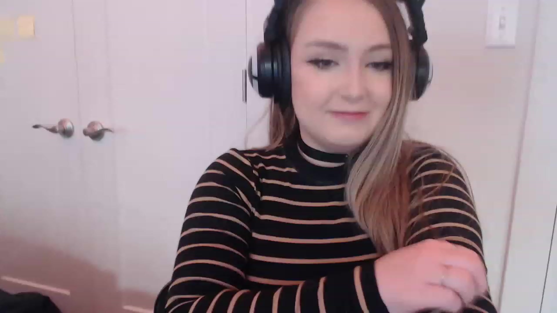 Gallery image thumbnail from LibbyxDoe's myfreecams stream on, 04/05/2023, 13:48 image 6 of 20