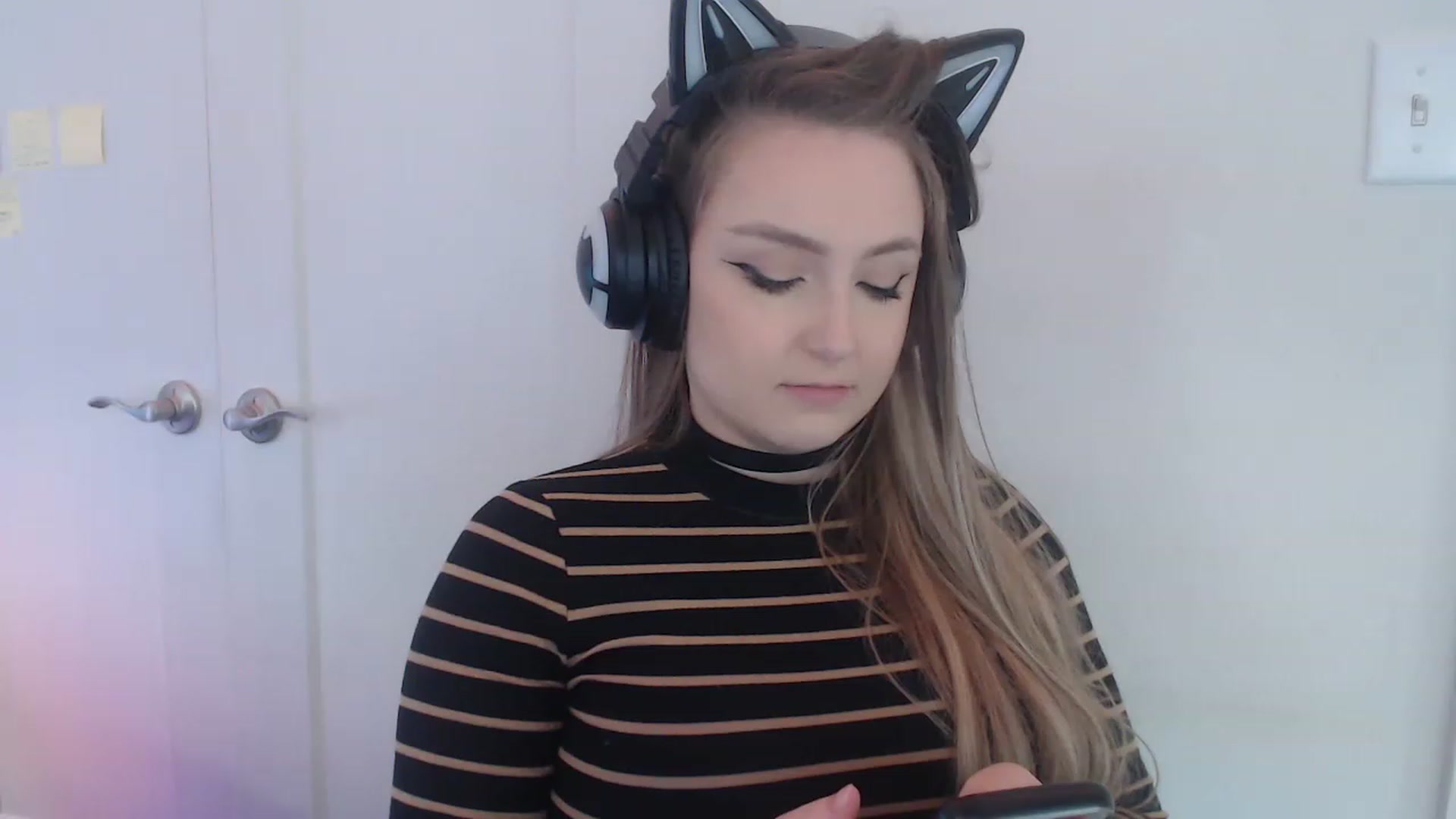Gallery image thumbnail from LibbyxDoe's myfreecams stream on, 04/05/2023, 14:45 image 5 of 20