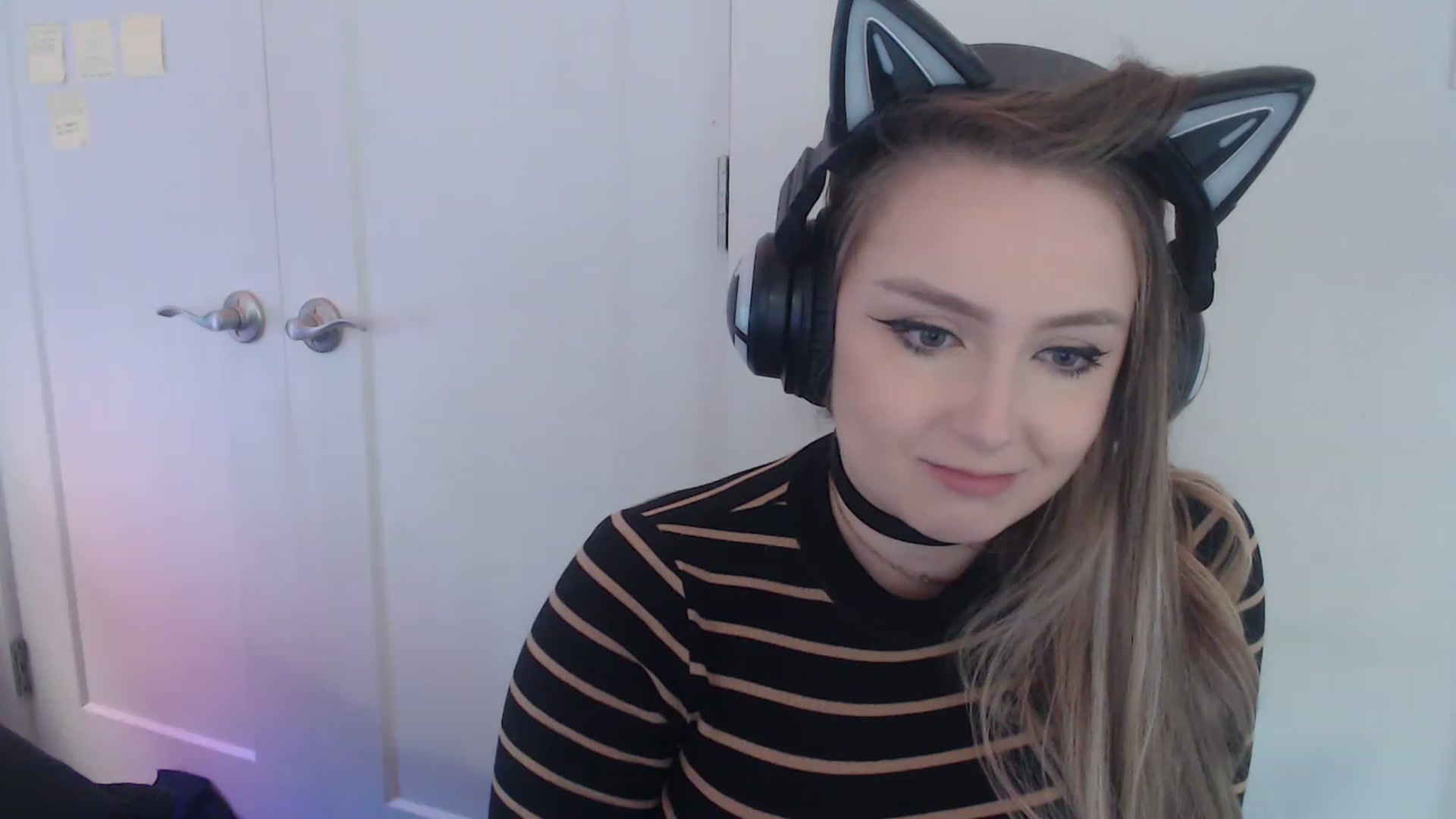 Gallery image thumbnail from LibbyxDoe's myfreecams stream on, 04/05/2023, 14:45 image 12 of 20