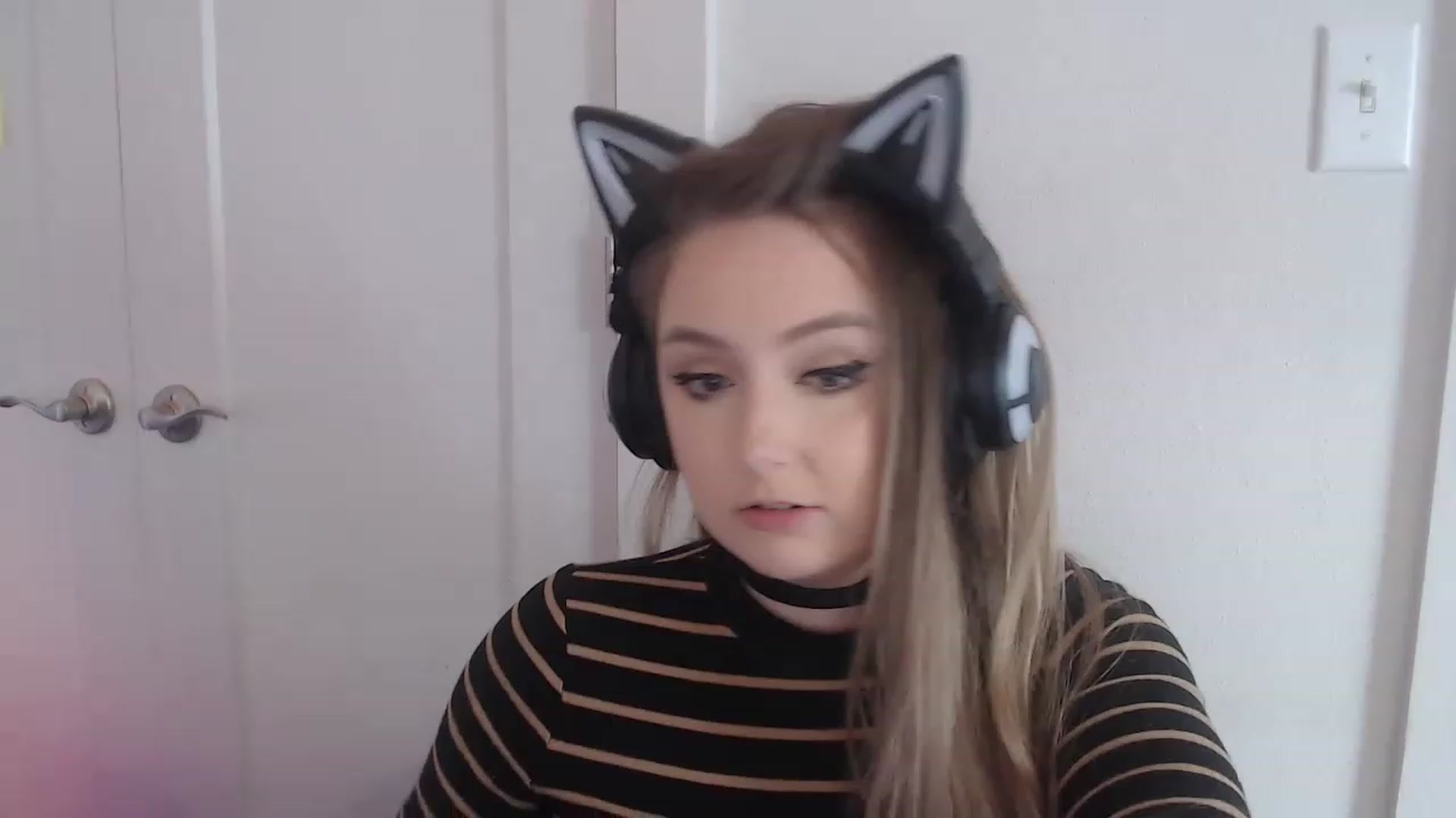 Gallery image thumbnail from LibbyxDoe's myfreecams stream on, 04/05/2023, 14:45 image 1 of 20