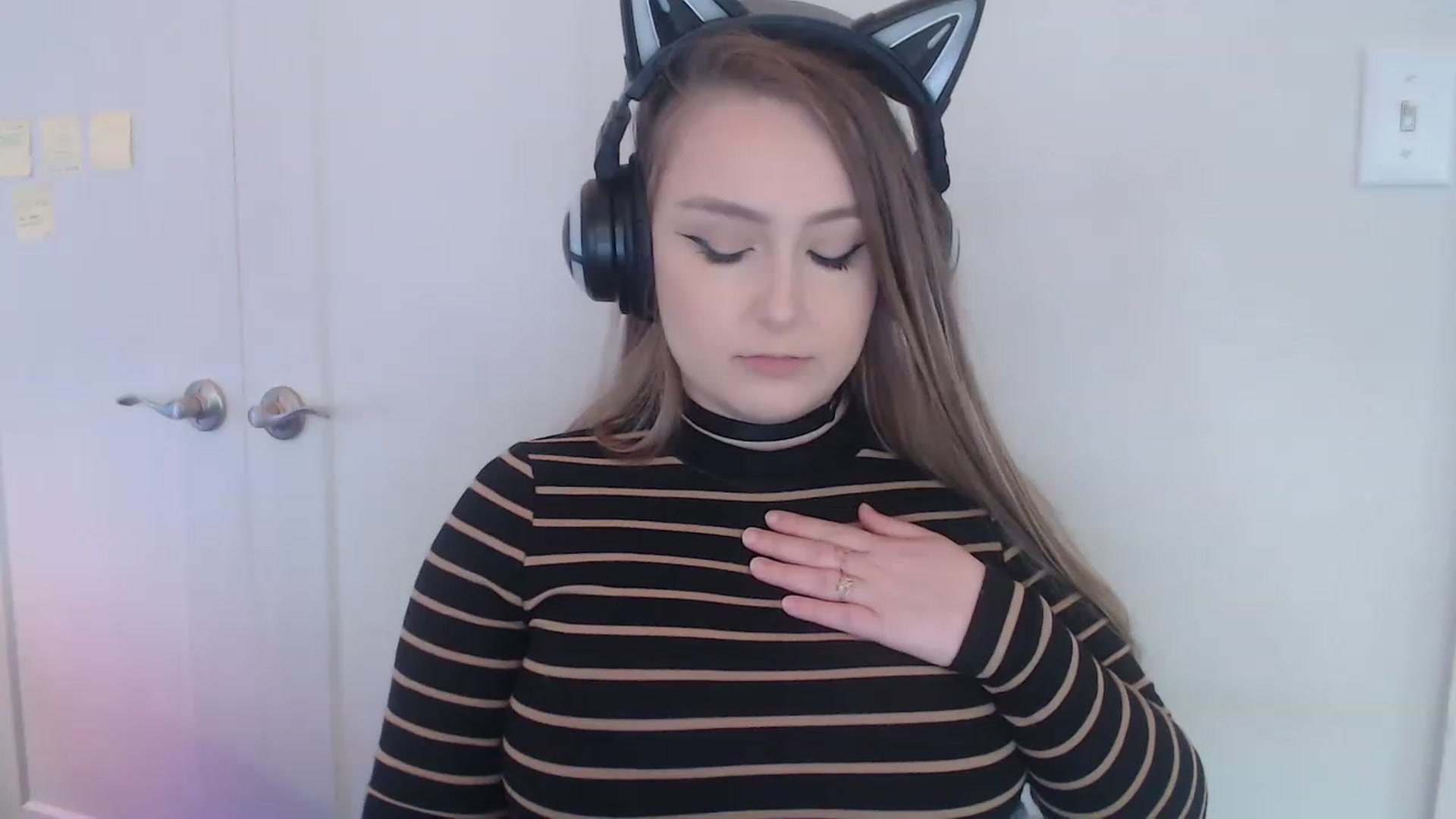 Gallery image thumbnail from LibbyxDoe's myfreecams stream on, 04/05/2023, 14:45 image 4 of 20