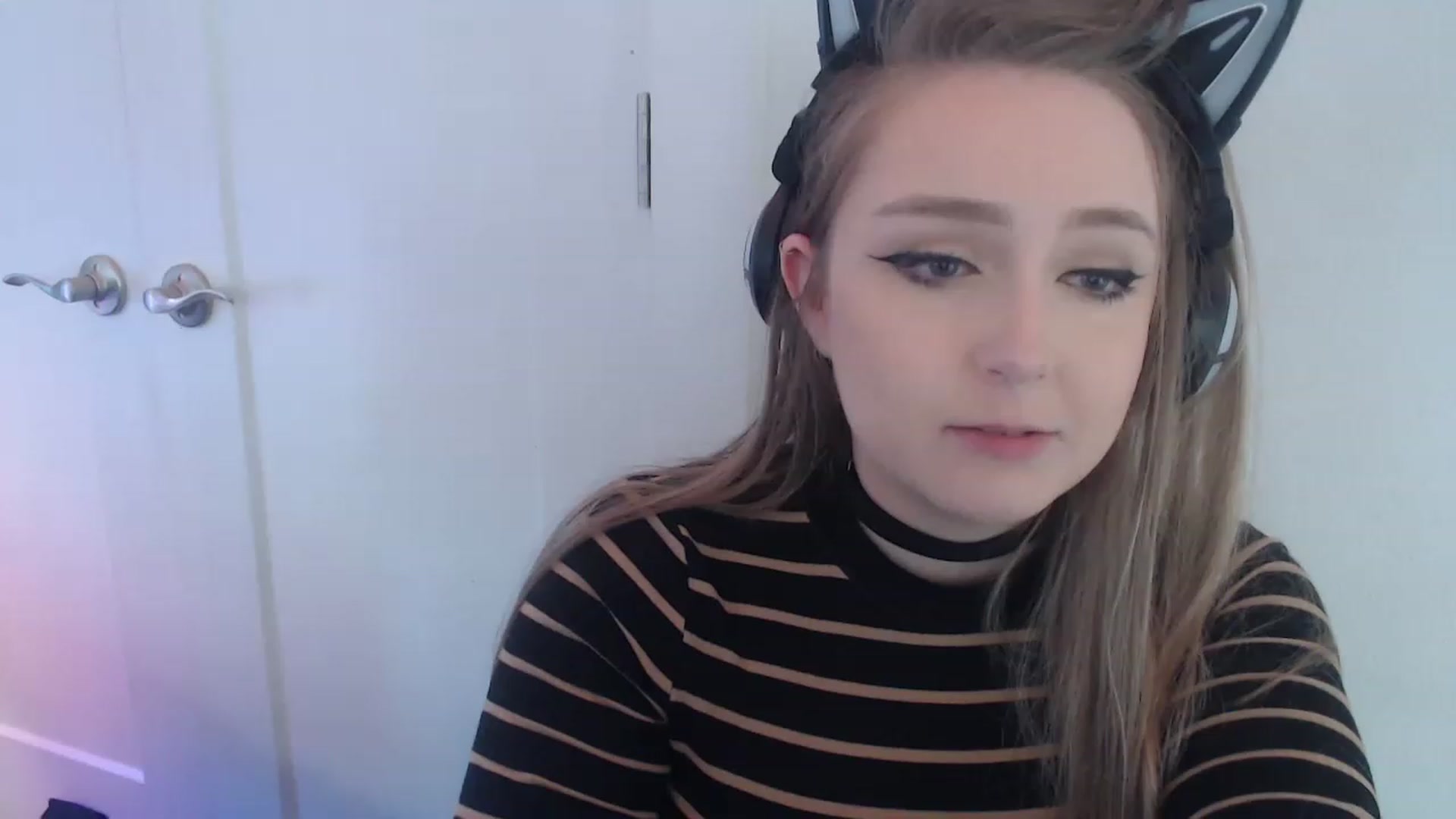 Gallery image thumbnail from LibbyxDoe's myfreecams stream on, 04/05/2023, 16:32 image 19 of 20