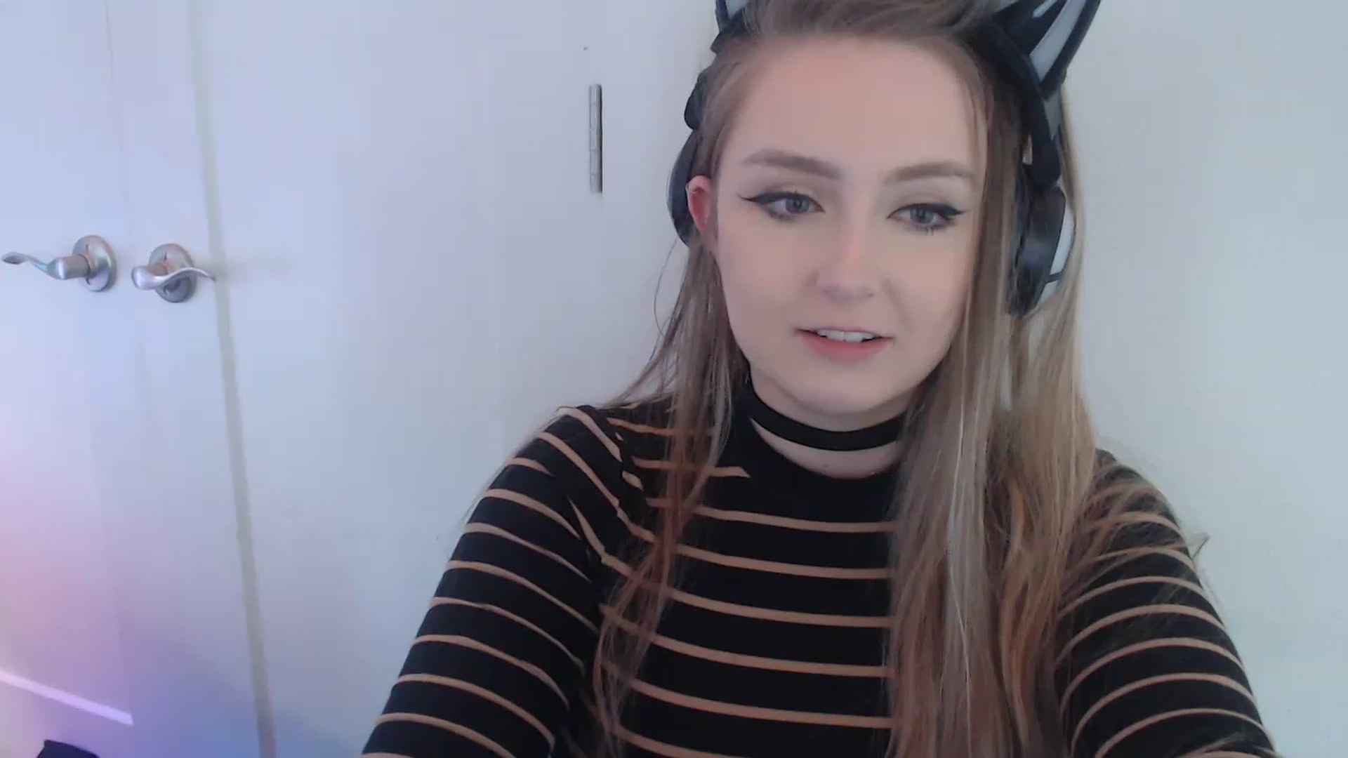Gallery image thumbnail from LibbyxDoe's myfreecams stream on, 04/05/2023, 16:32 image 14 of 20