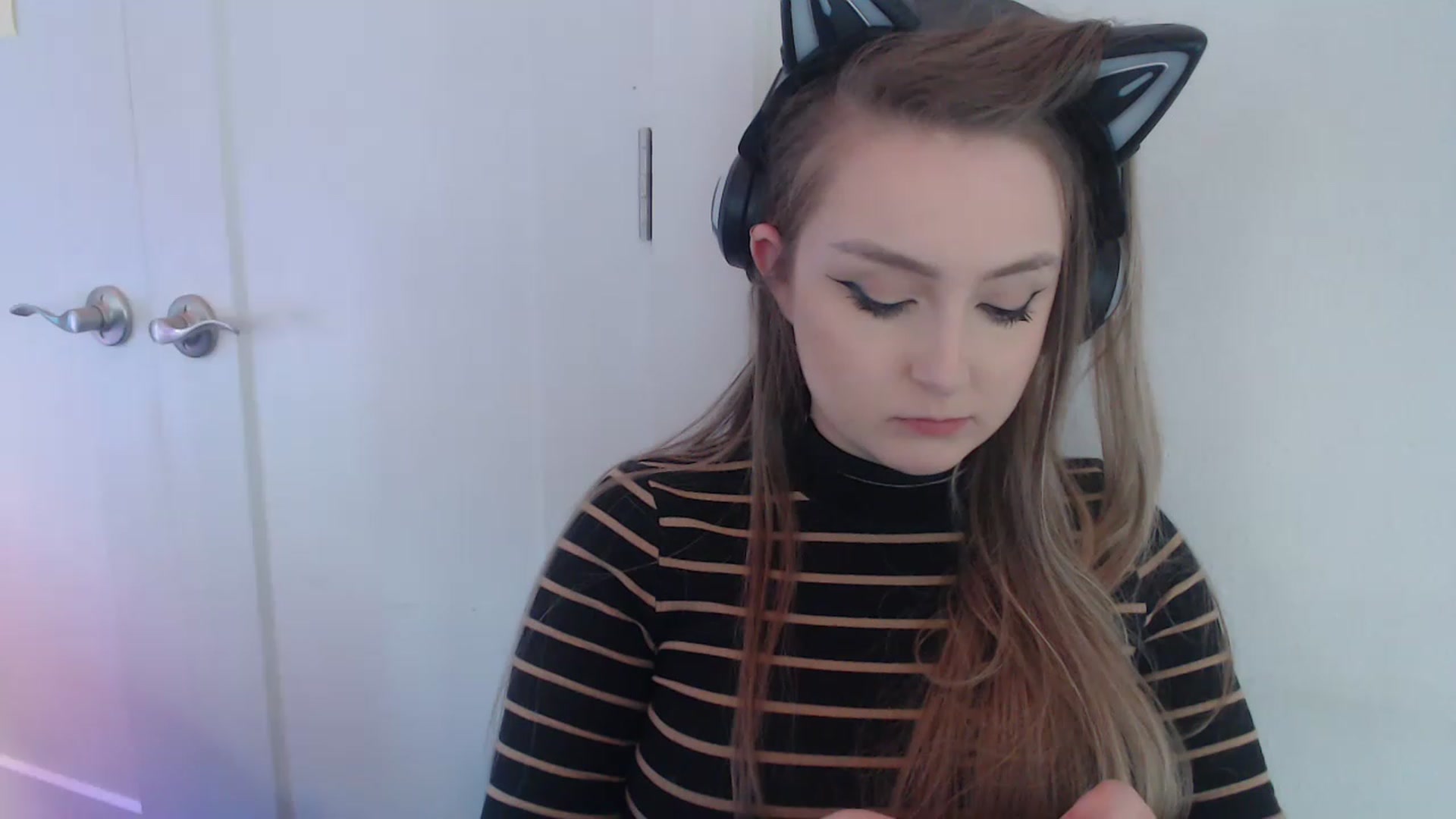 Gallery image thumbnail from LibbyxDoe's myfreecams stream on, 04/05/2023, 16:32 image 15 of 20