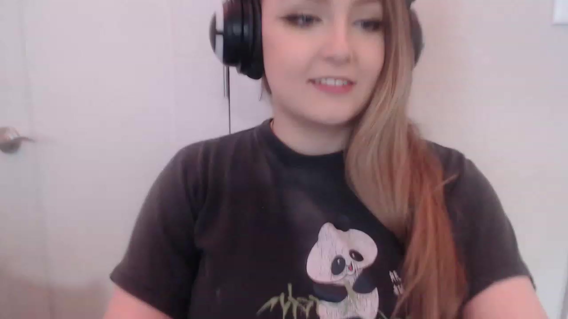 Gallery image thumbnail from LibbyxDoe's myfreecams stream on, 04/06/2023, 10:41 image 4 of 20