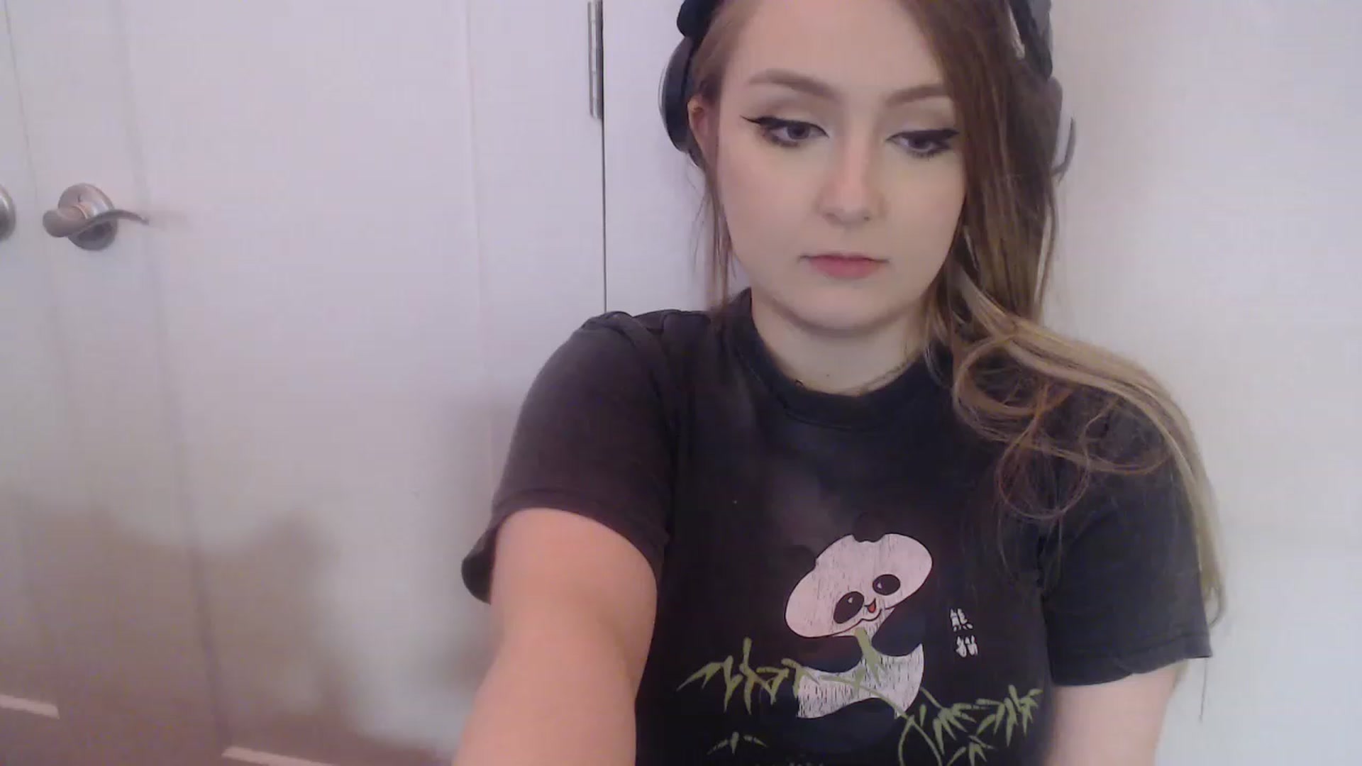 Gallery image thumbnail from LibbyxDoe's myfreecams stream on, 04/06/2023, 10:41 image 8 of 20