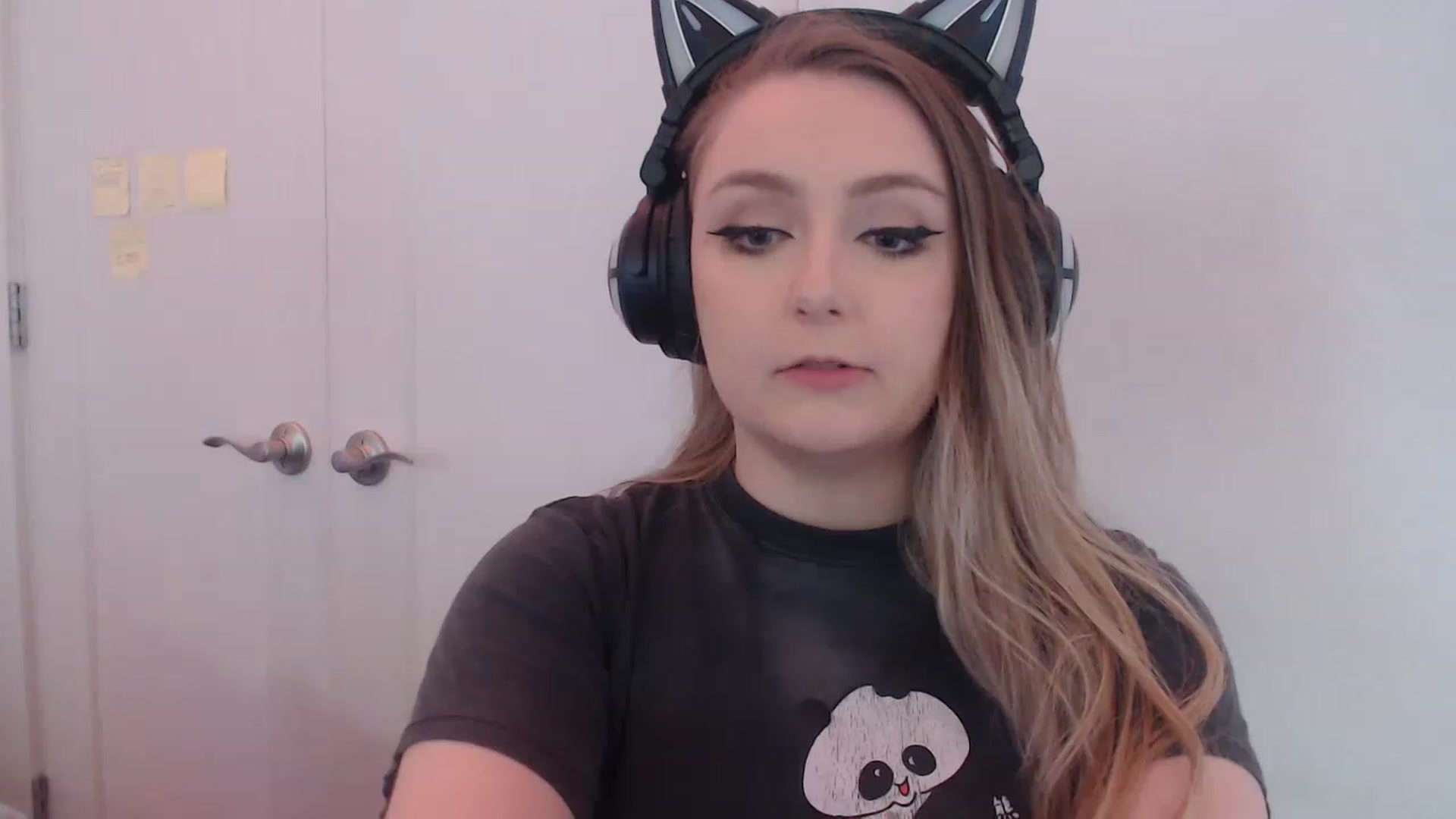 Gallery image thumbnail from LibbyxDoe's myfreecams stream on, 04/06/2023, 12:54 image 10 of 20