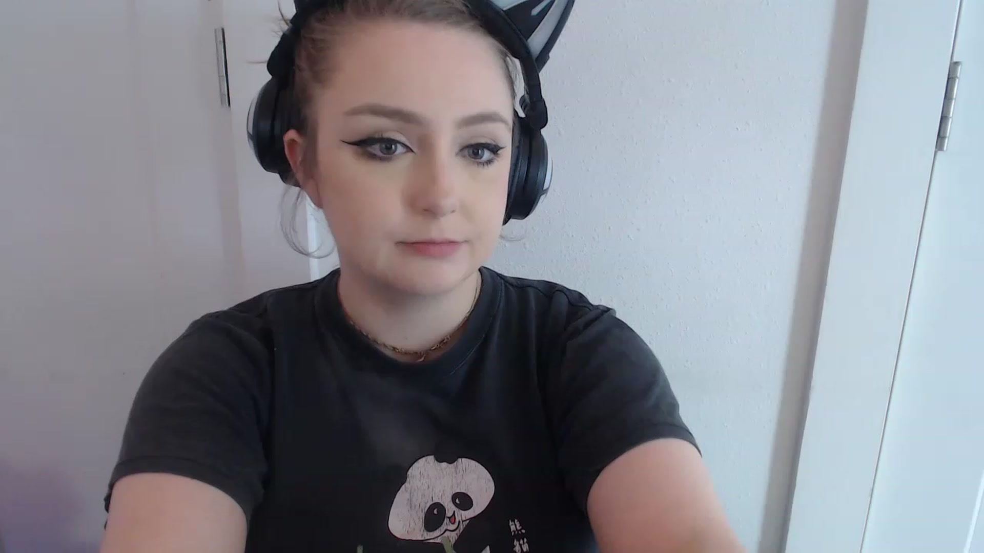 Gallery image thumbnail from LibbyxDoe's myfreecams stream on, 04/06/2023, 13:53 image 17 of 20