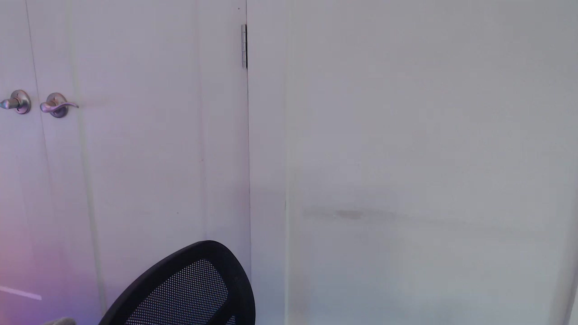 Gallery image thumbnail from LibbyxDoe's myfreecams stream on, 04/06/2023, 17:42 image 12 of 20
